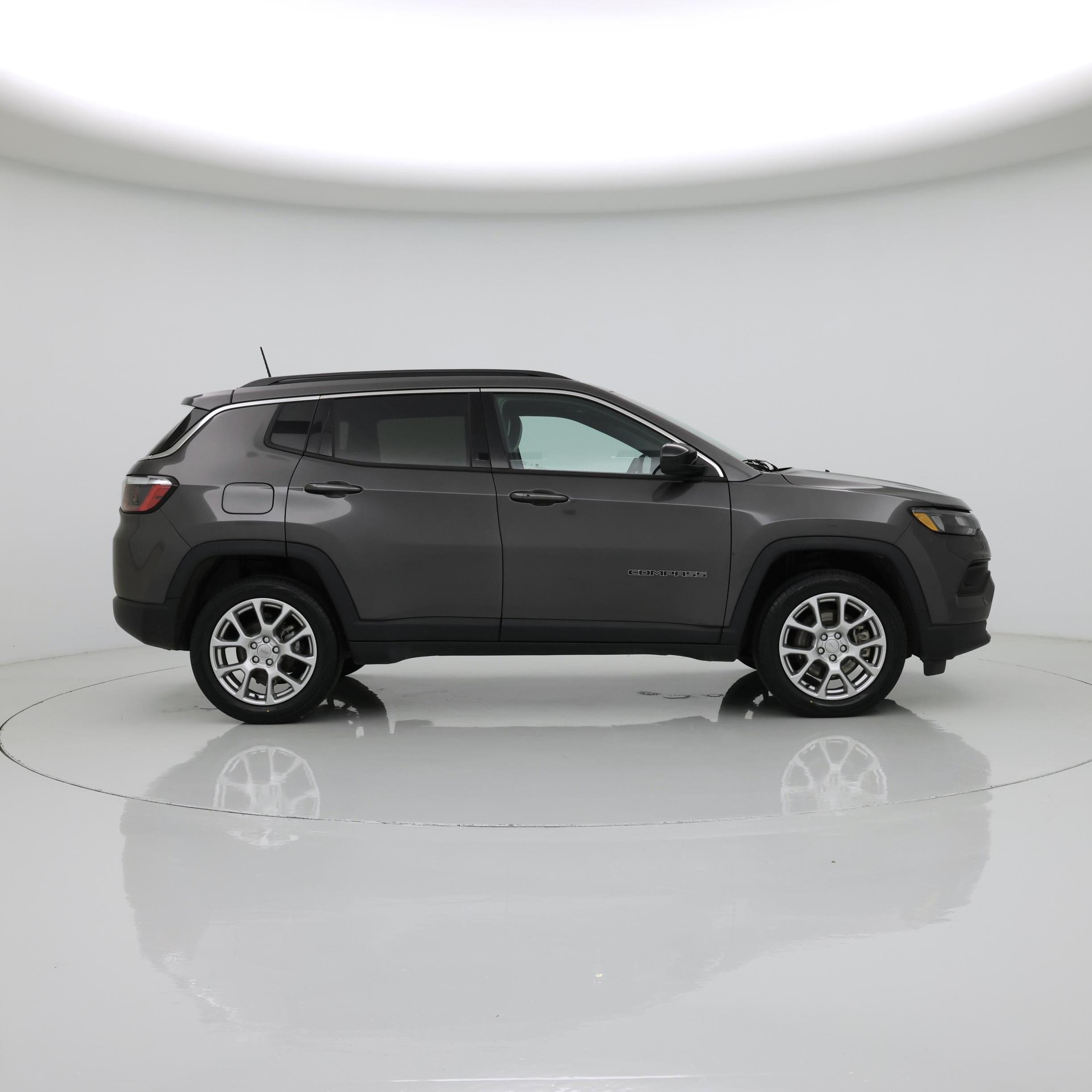 Thumbnail: 2023 Jeep Compass - 7