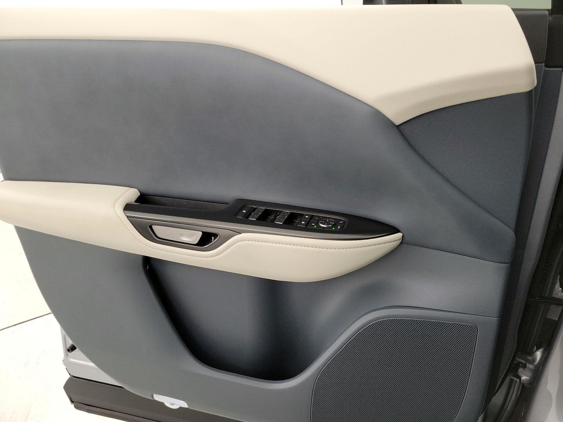 Thumbnail: 2024 Lexus RZ - 12