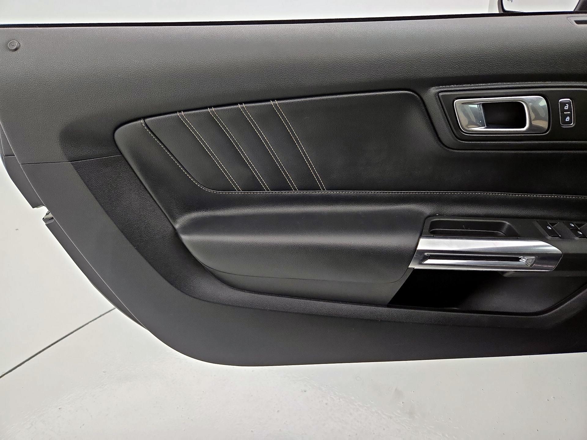 Thumbnail: 2020 Ford Mustang - 12