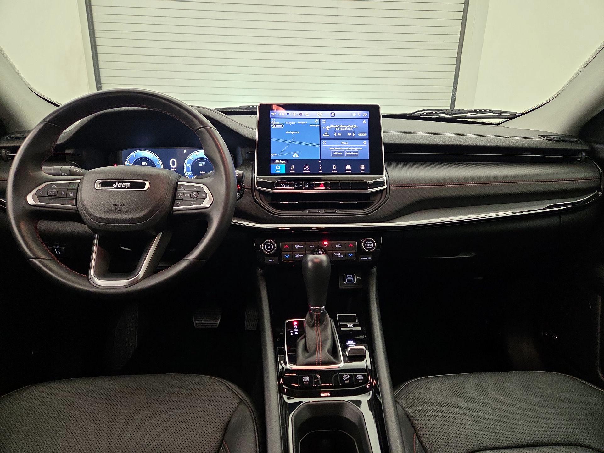 Thumbnail: 2022 Jeep Compass - 9