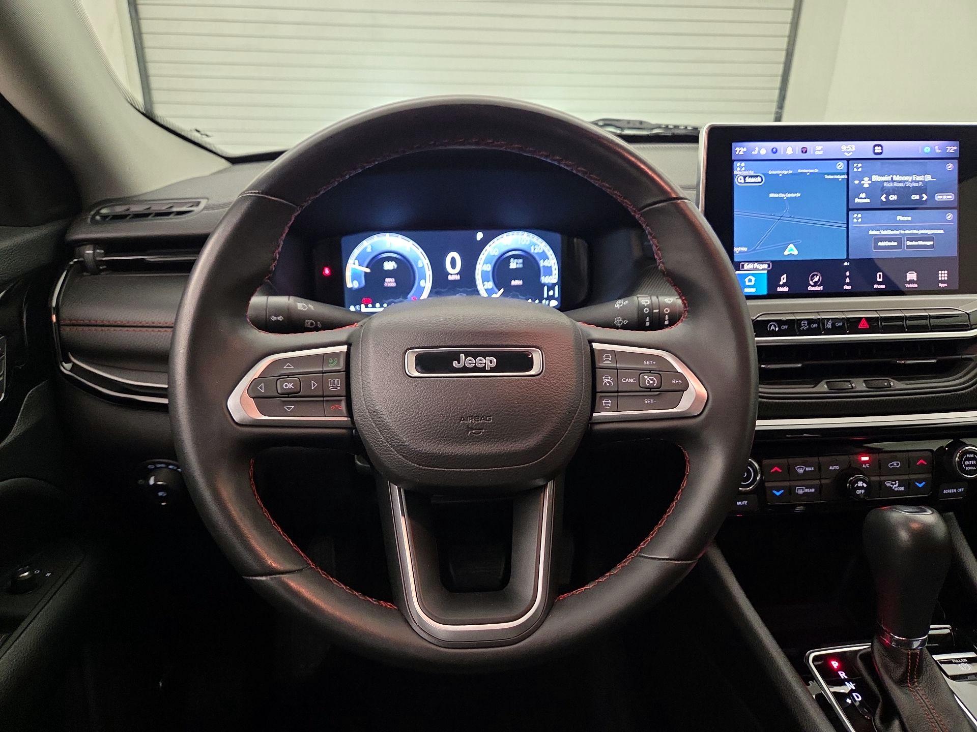 Thumbnail: 2022 Jeep Compass - 10