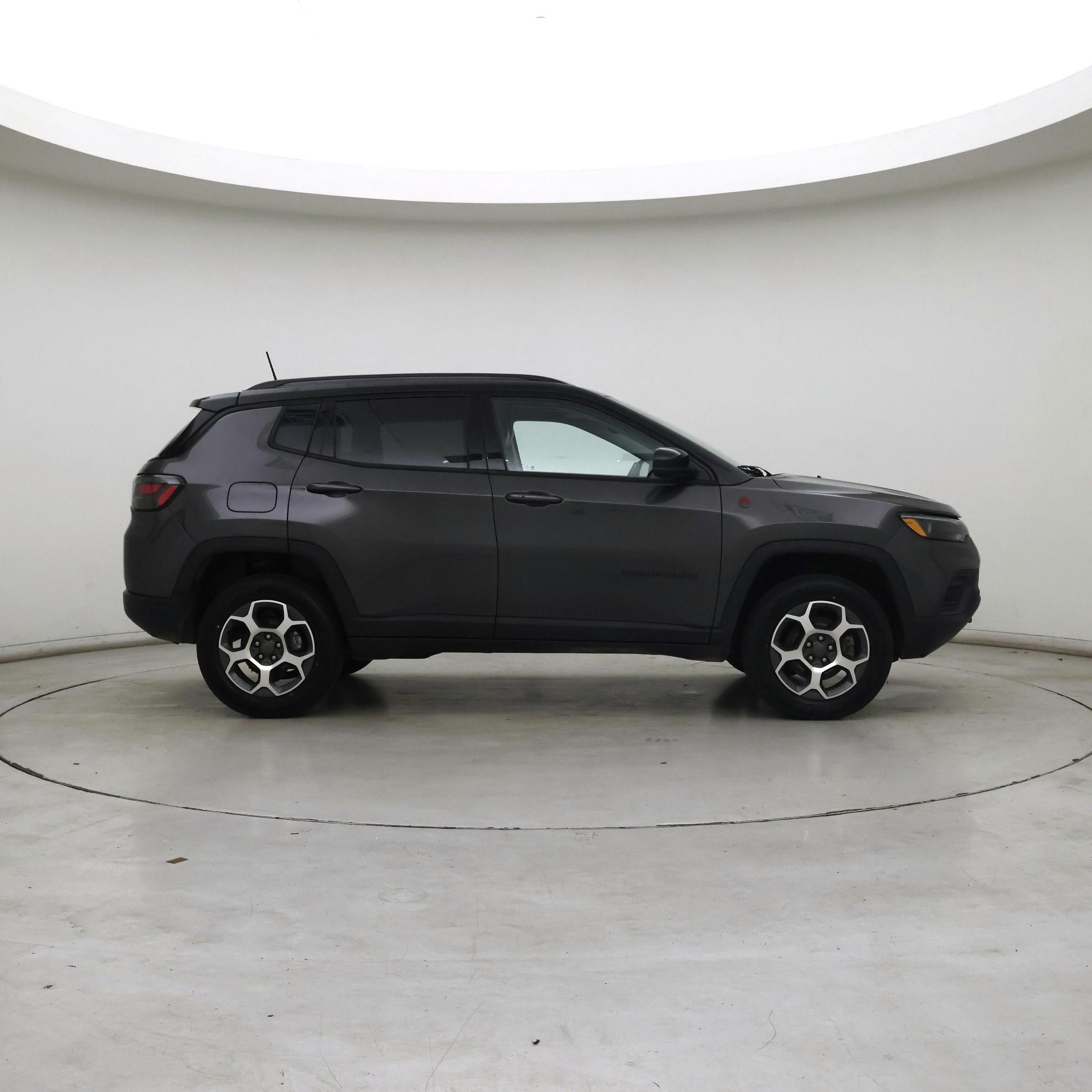 Thumbnail: 2022 Jeep Compass - 7