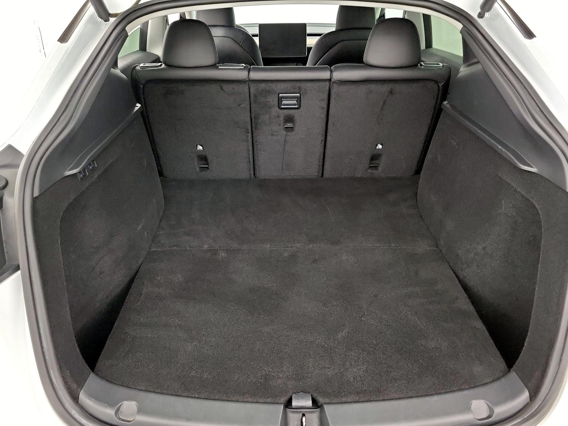 Thumbnail: 2023 Tesla Model Y - 19