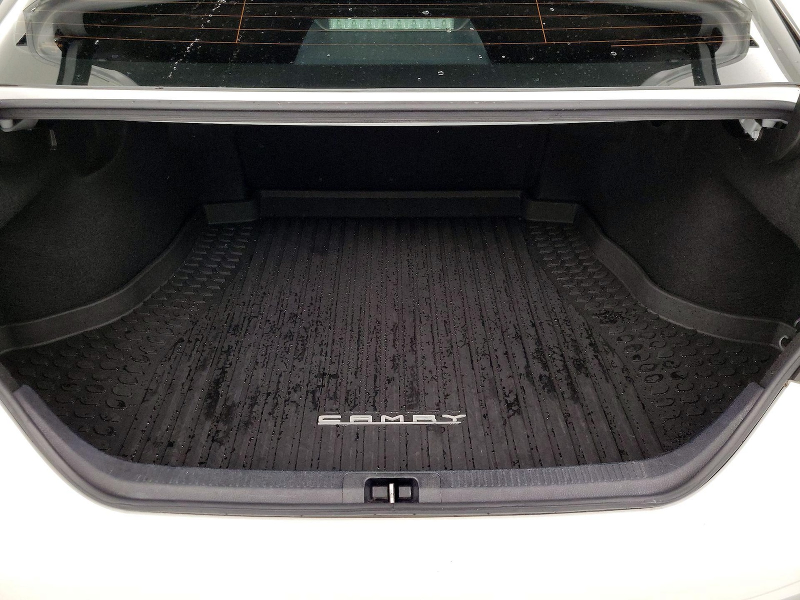 2020 Toyota Camry XSE - Photo 21