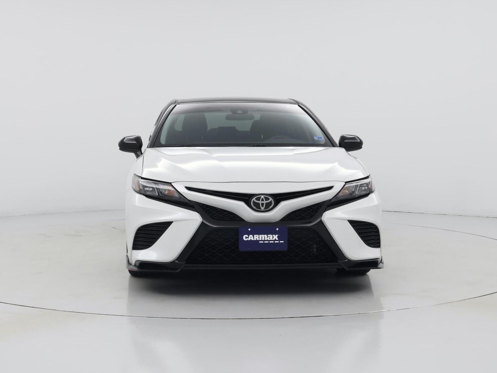2020 Toyota Camry XSE - Photo 6