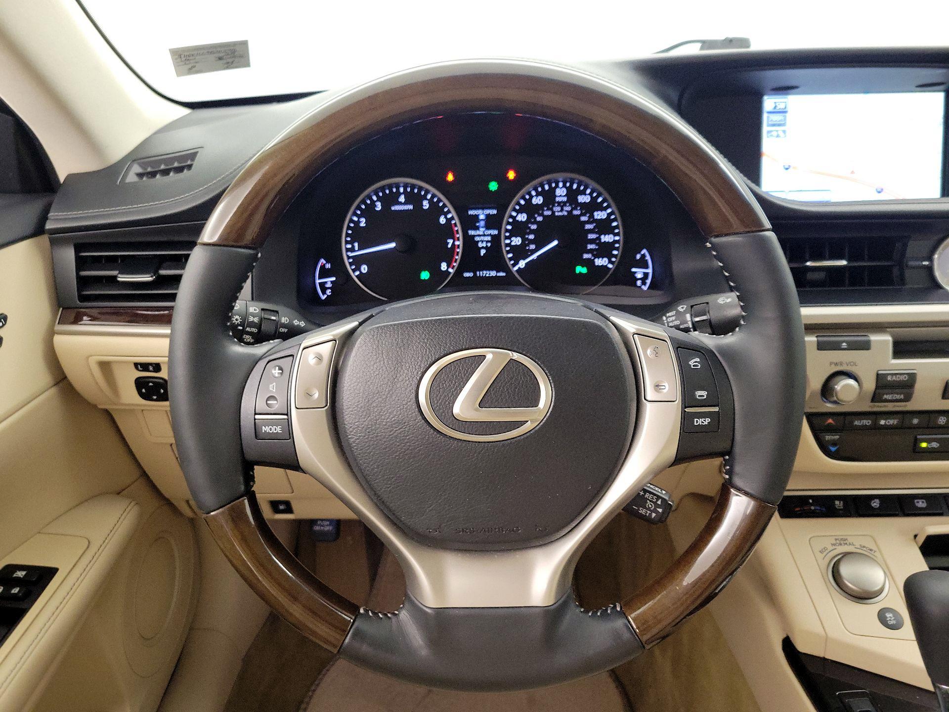 Thumbnail: 2014 Lexus ES - 10