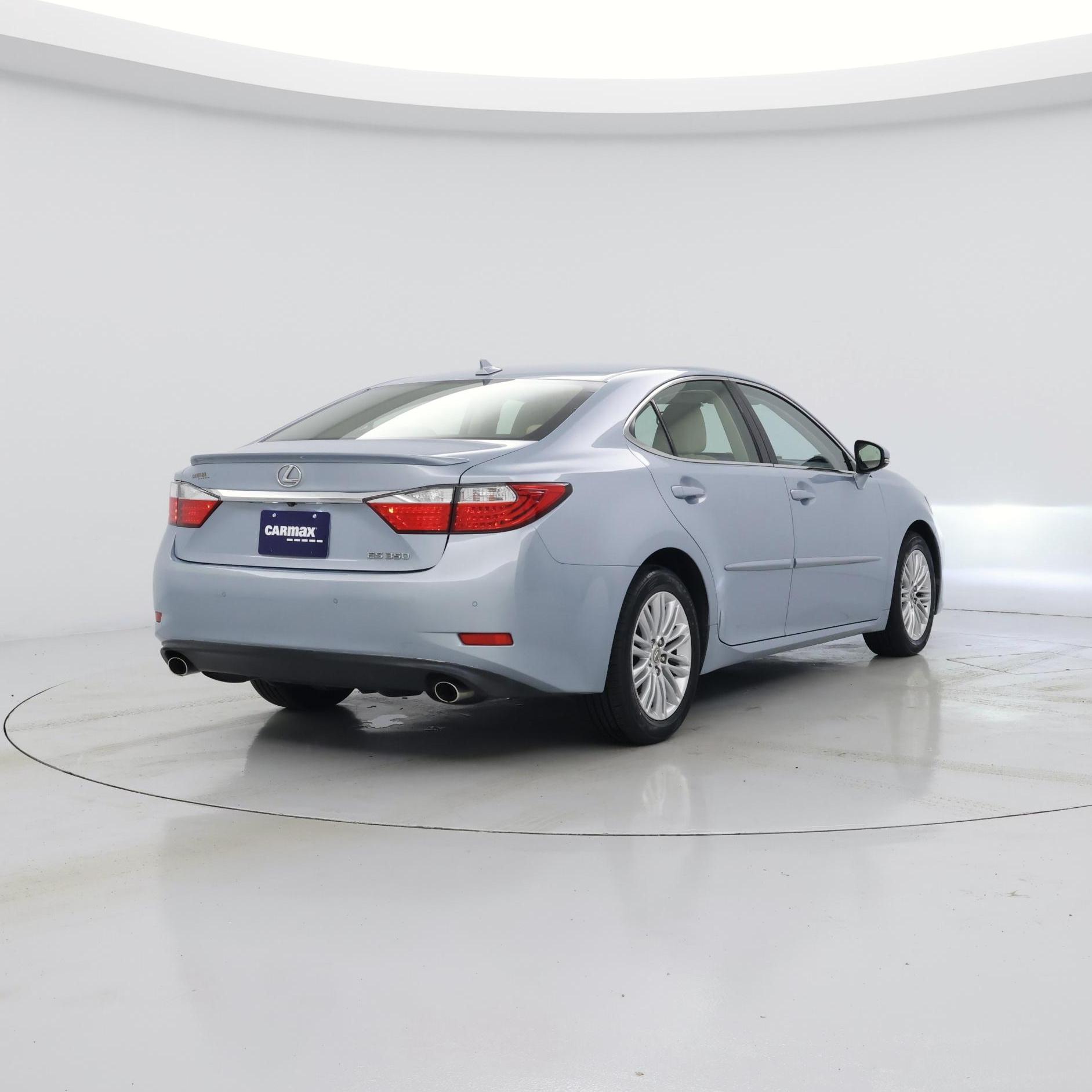 Thumbnail: 2014 Lexus ES - 8