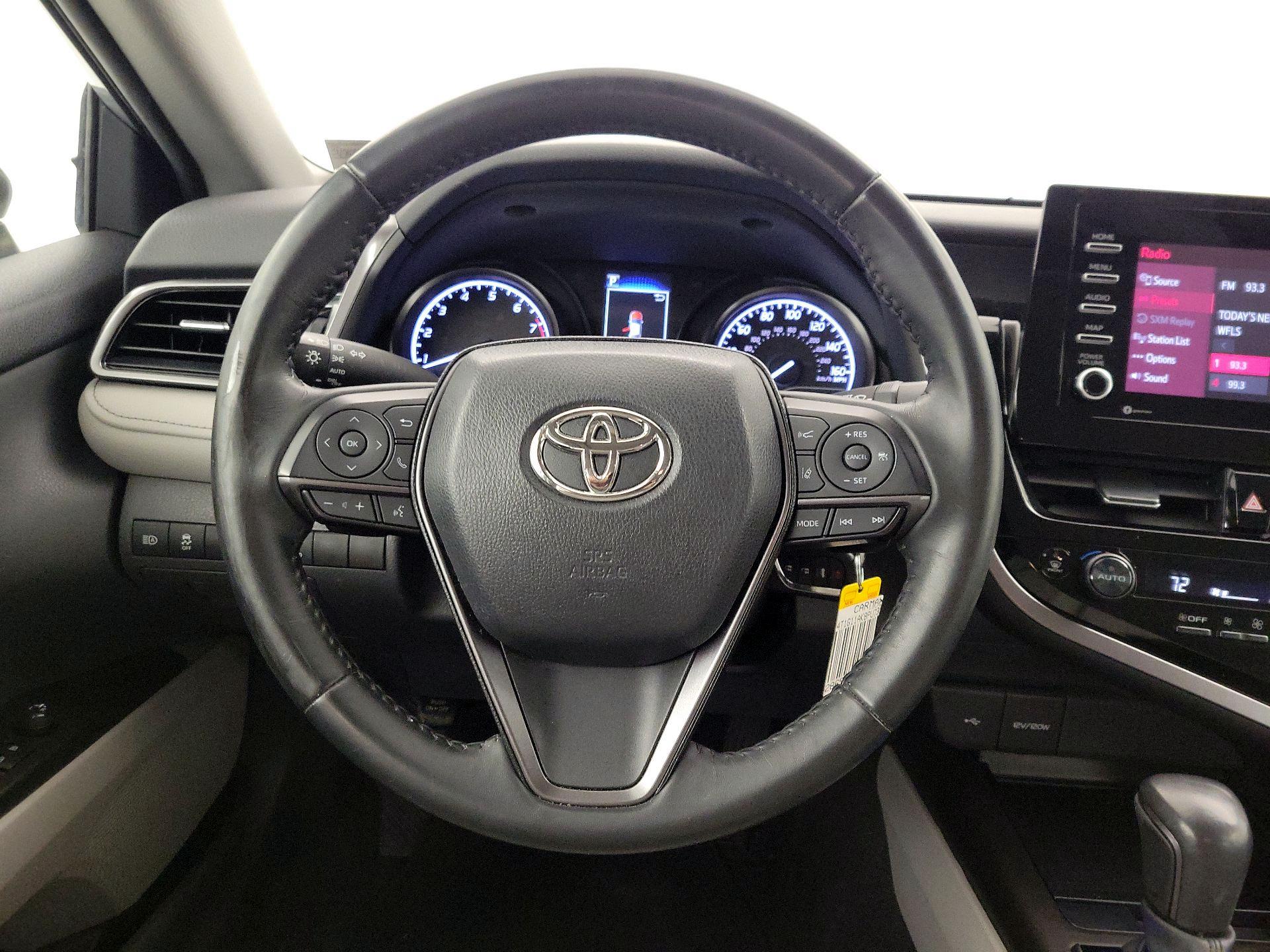 Thumbnail: 2023 Toyota Camry - 10