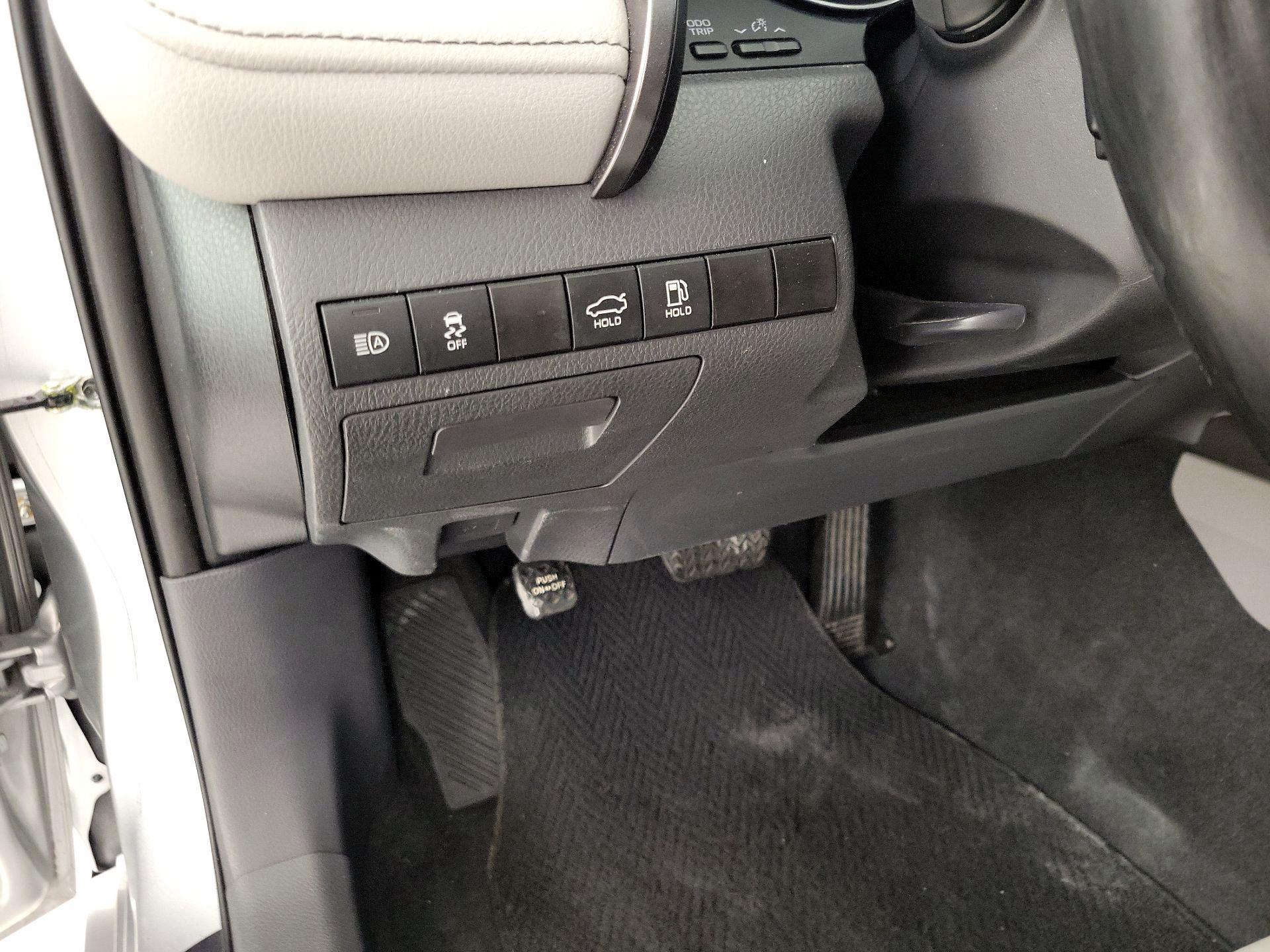 Thumbnail: 2023 Toyota Camry - 13