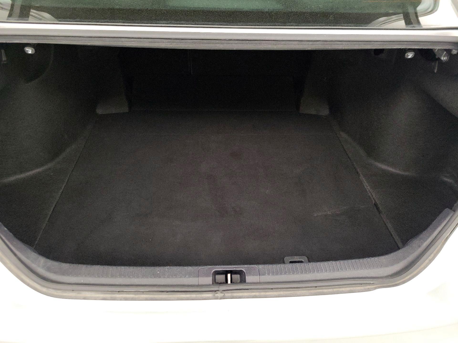 Thumbnail: 2023 Toyota Camry - 20