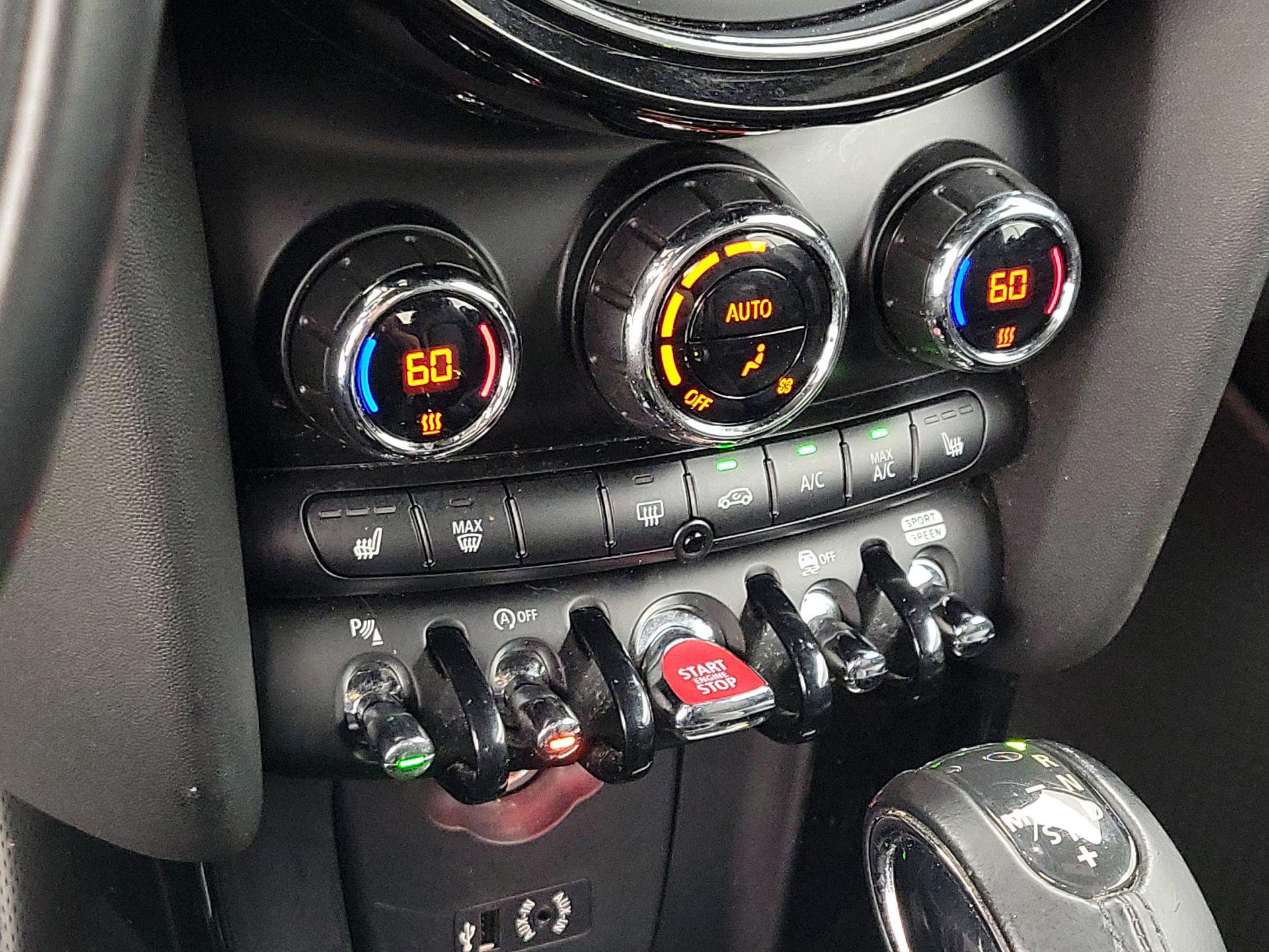 Thumbnail: 2018 MINI Cooper - 17