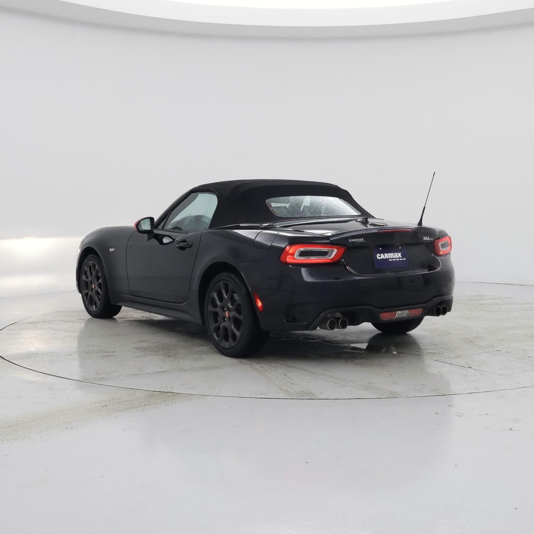 Thumbnail: 2020 Fiat 124 Spider - 2
