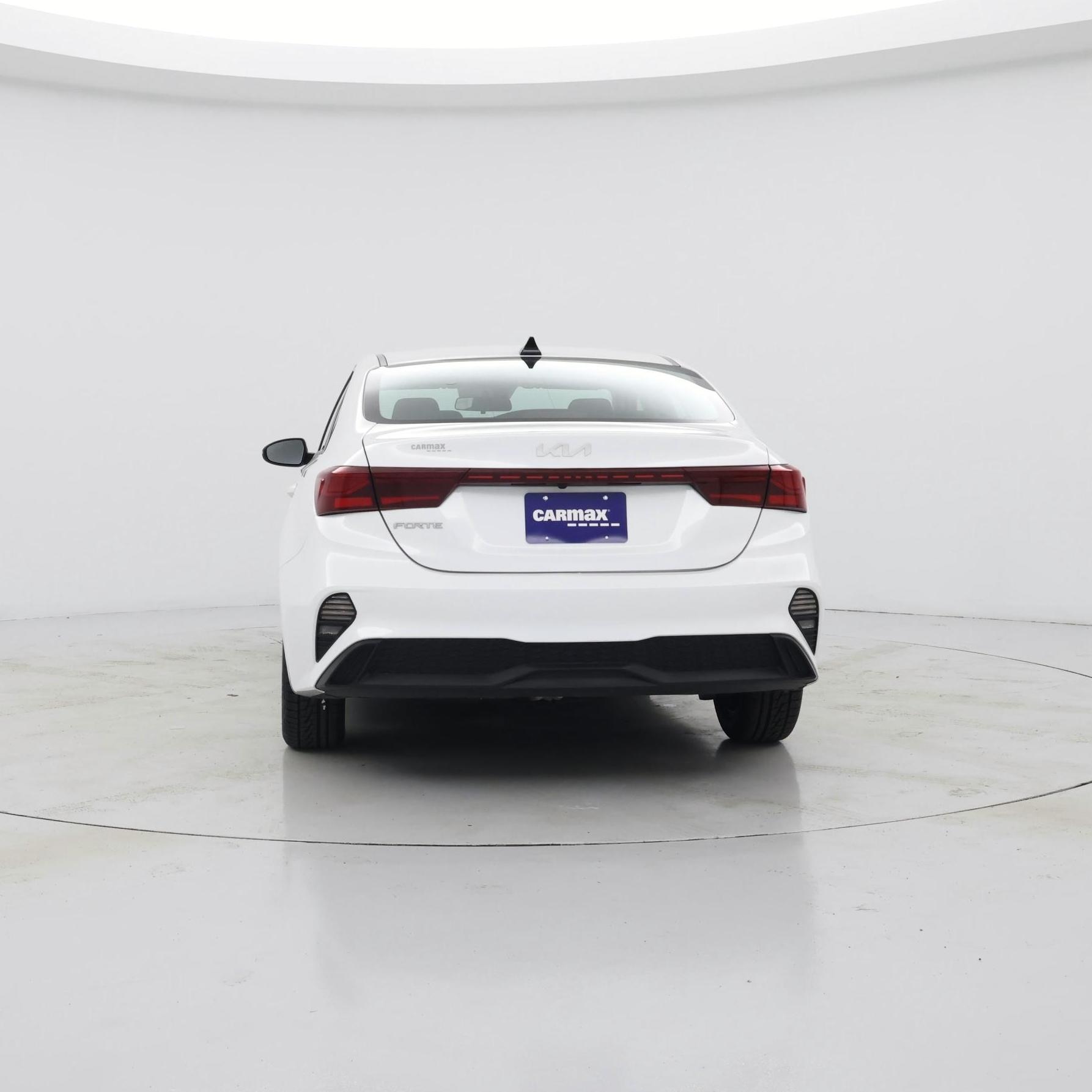 Thumbnail: 2023 Kia Forte - 6