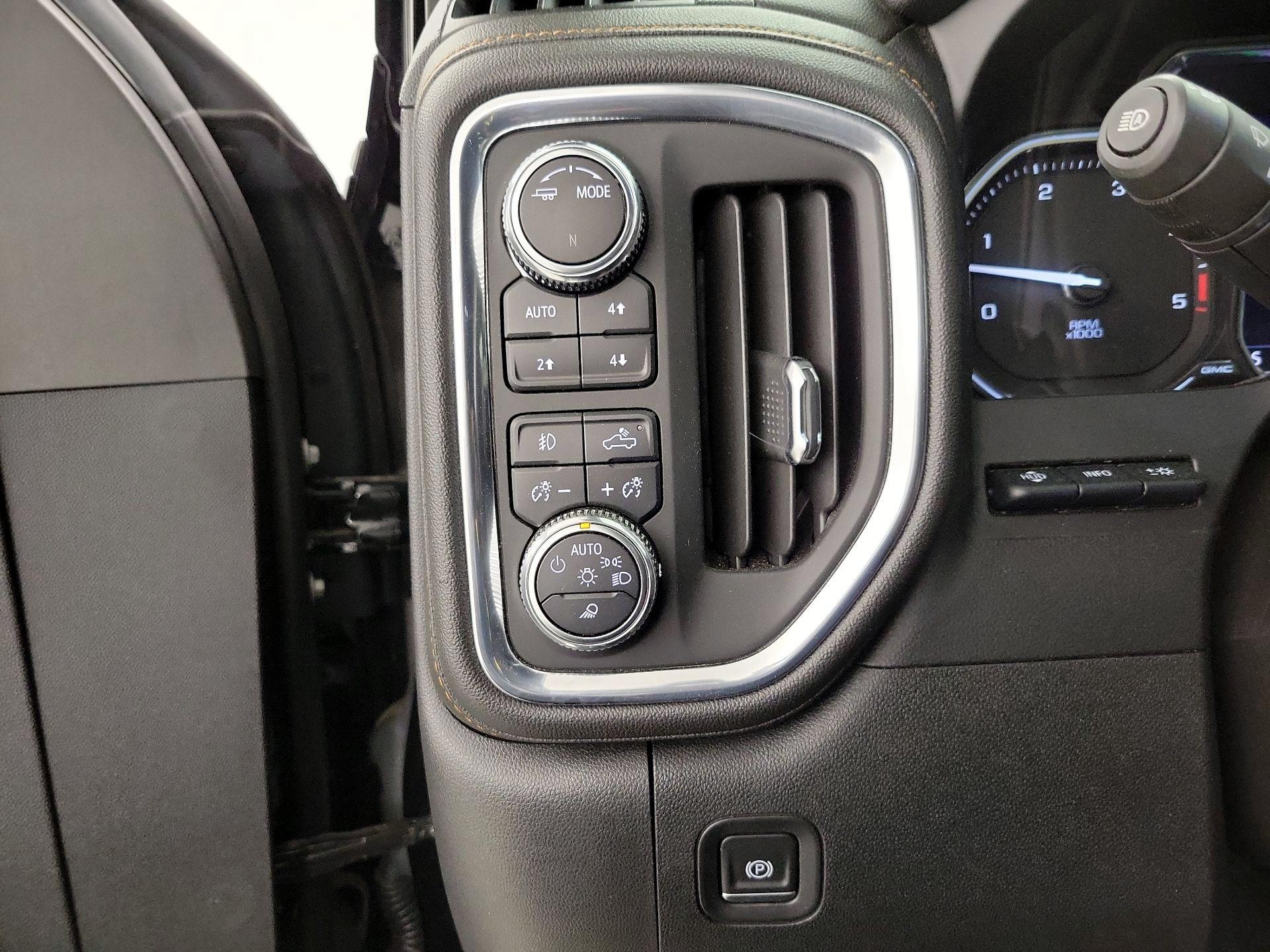 Thumbnail: 2021 GMC Sierra 2500 - 13