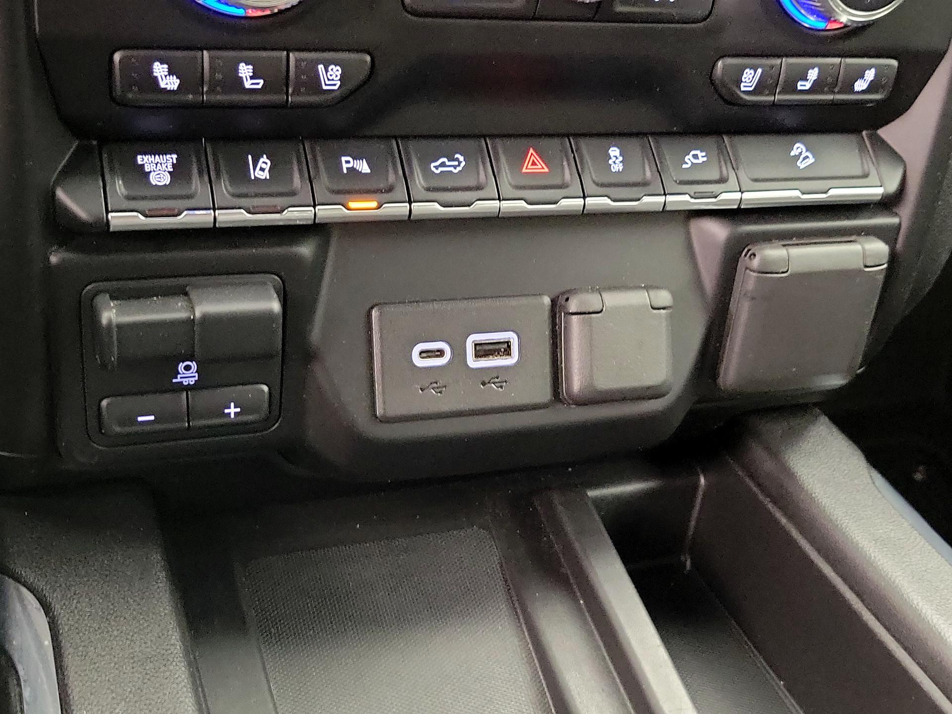 Thumbnail: 2021 GMC Sierra 2500 - 19