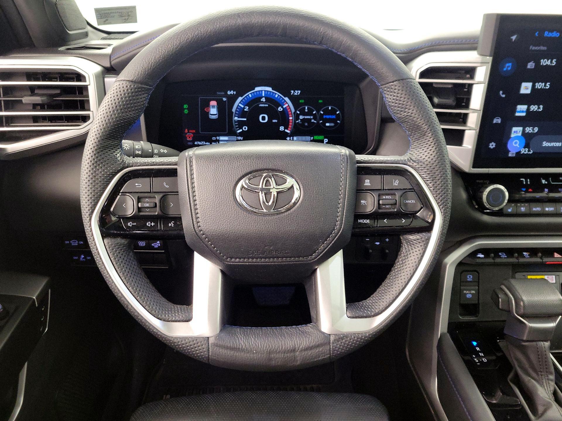 Thumbnail: 2024 Toyota Sequoia - 10