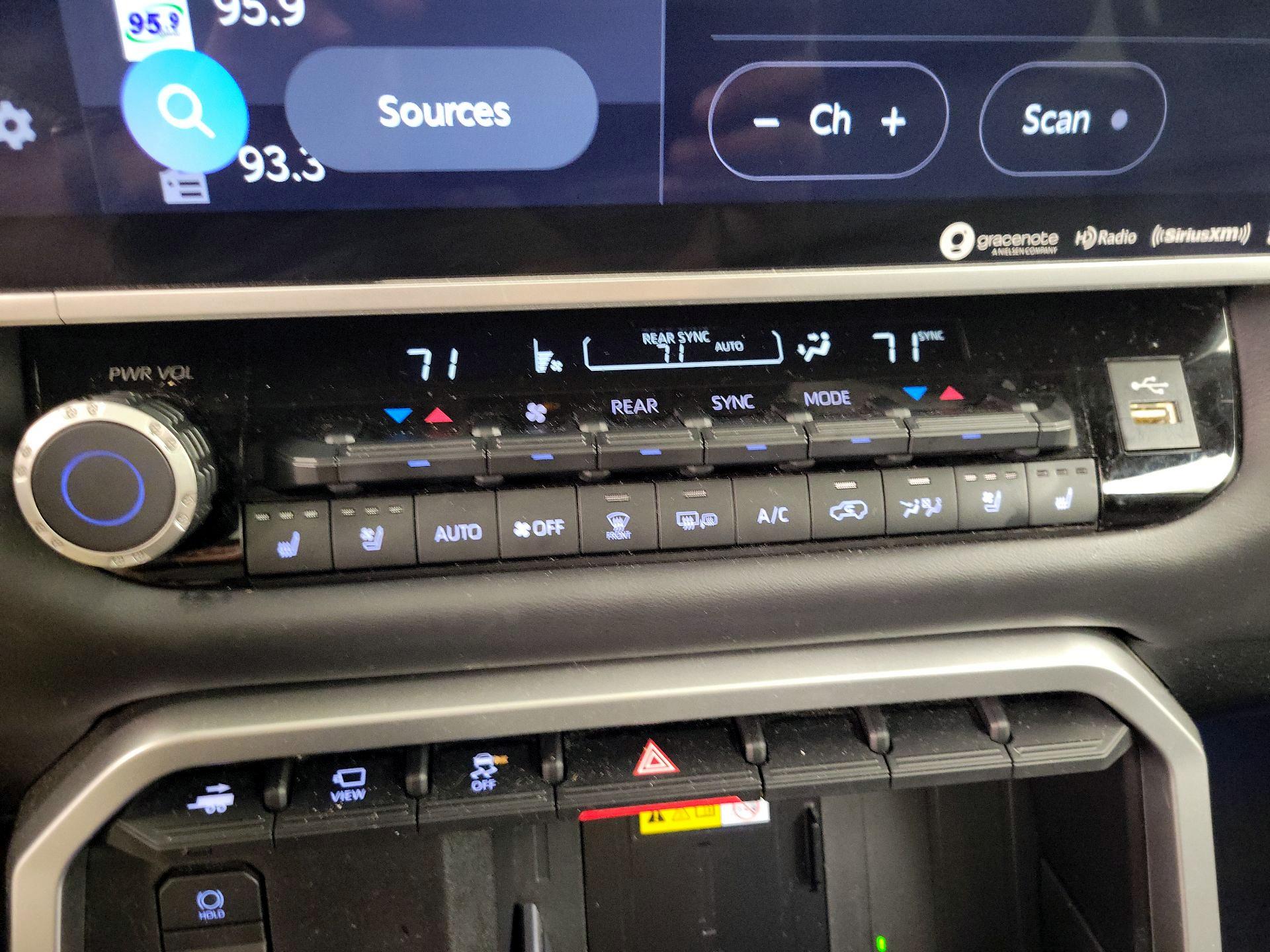 Thumbnail: 2024 Toyota Sequoia - 17