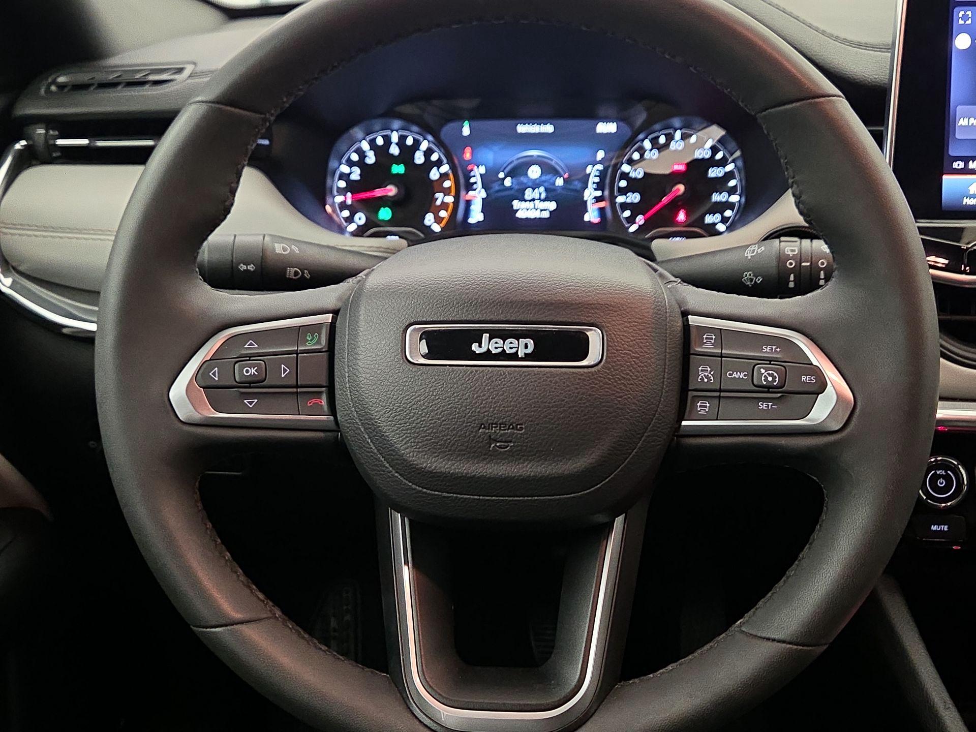 Thumbnail: 2023 Jeep Compass - 10