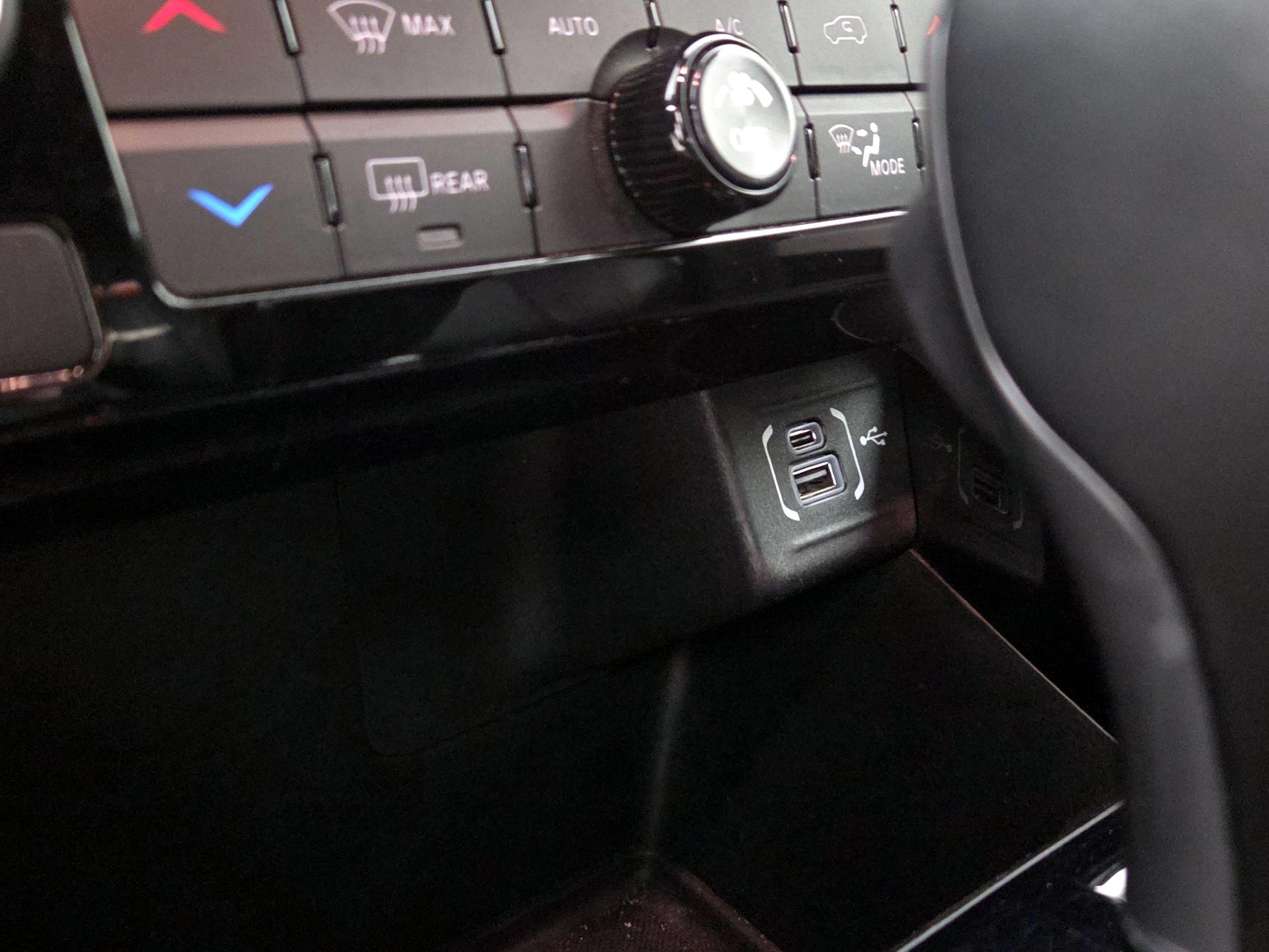 Thumbnail: 2023 Jeep Compass - 17