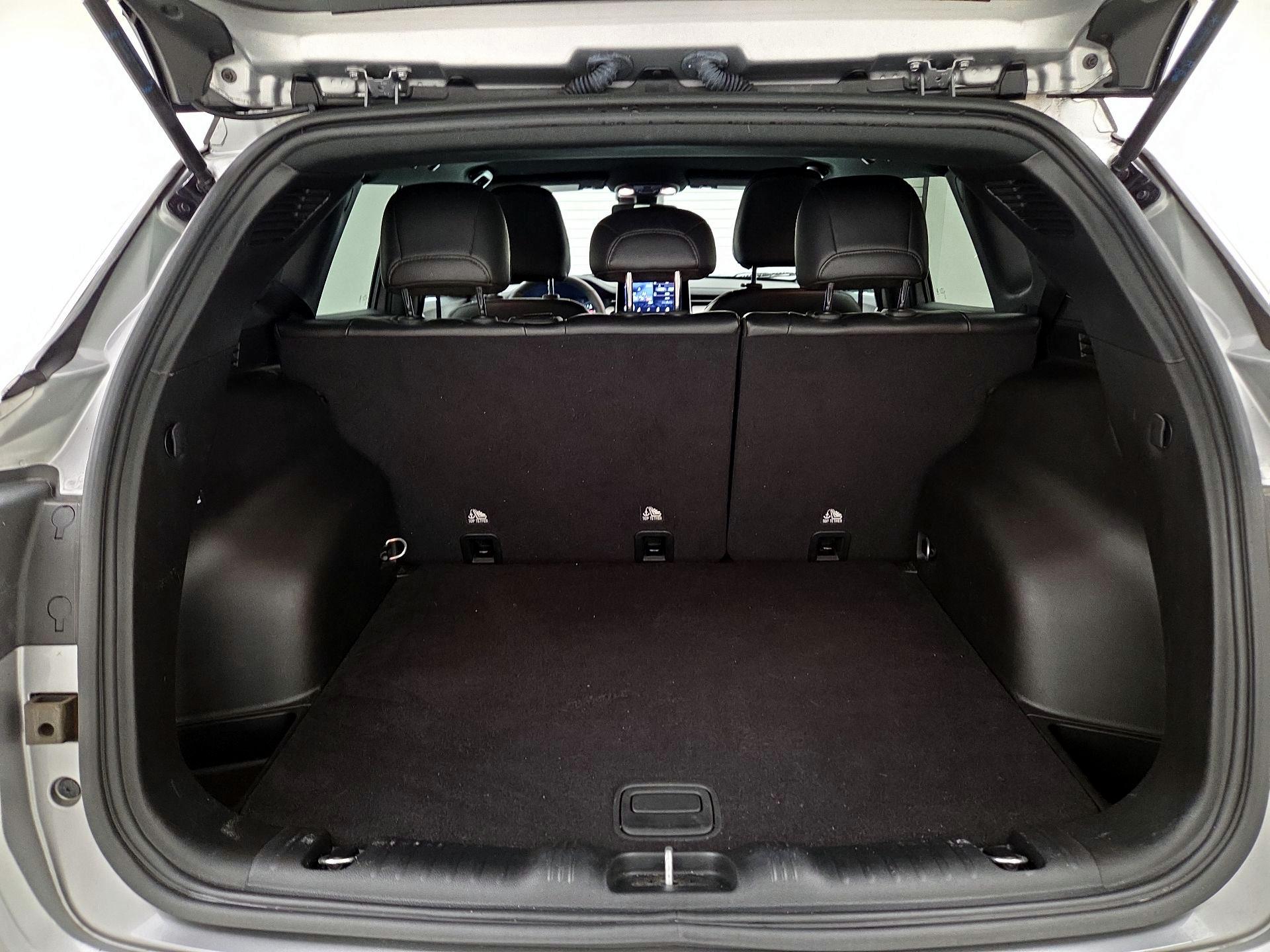 Thumbnail: 2023 Jeep Compass - 19