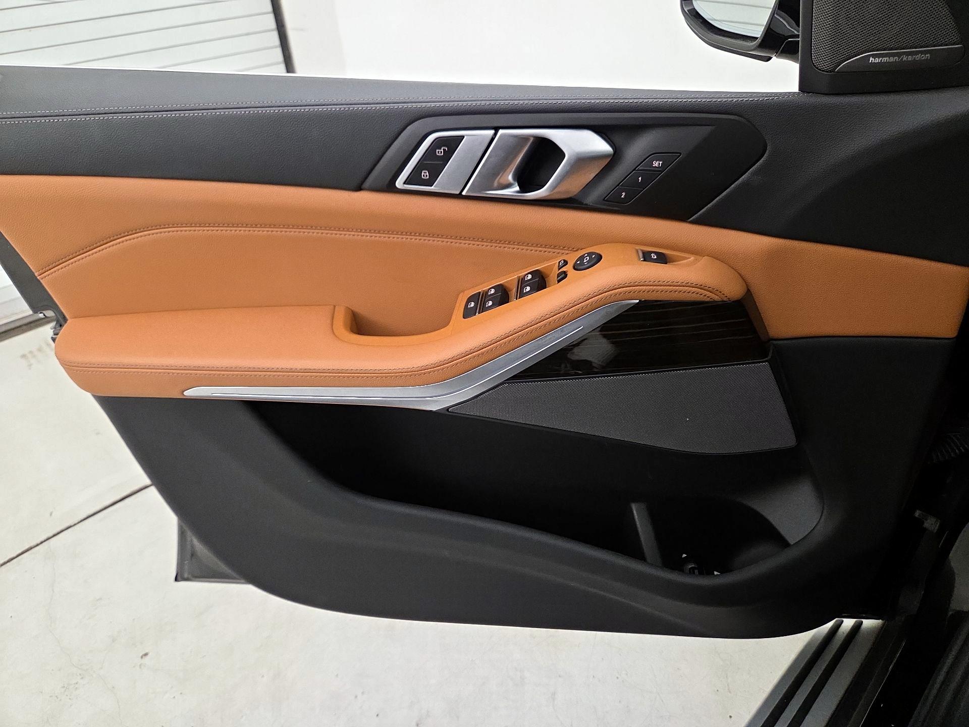 Thumbnail: 2021 BMW X5 - 12