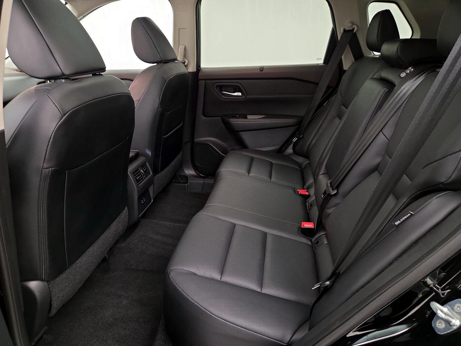 Thumbnail: 2023 Nissan Rogue - 20