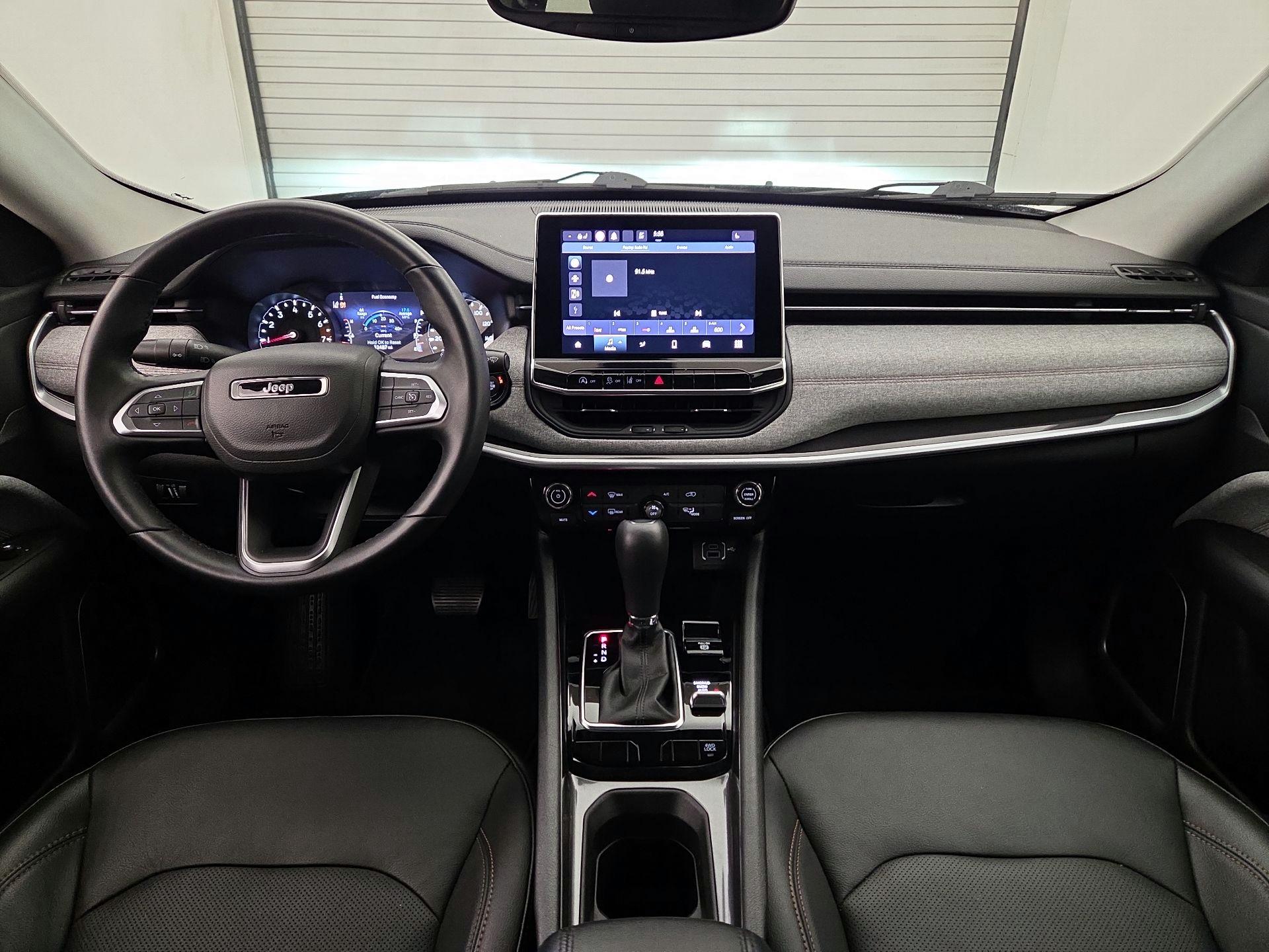 Thumbnail: 2022 Jeep Compass - 9