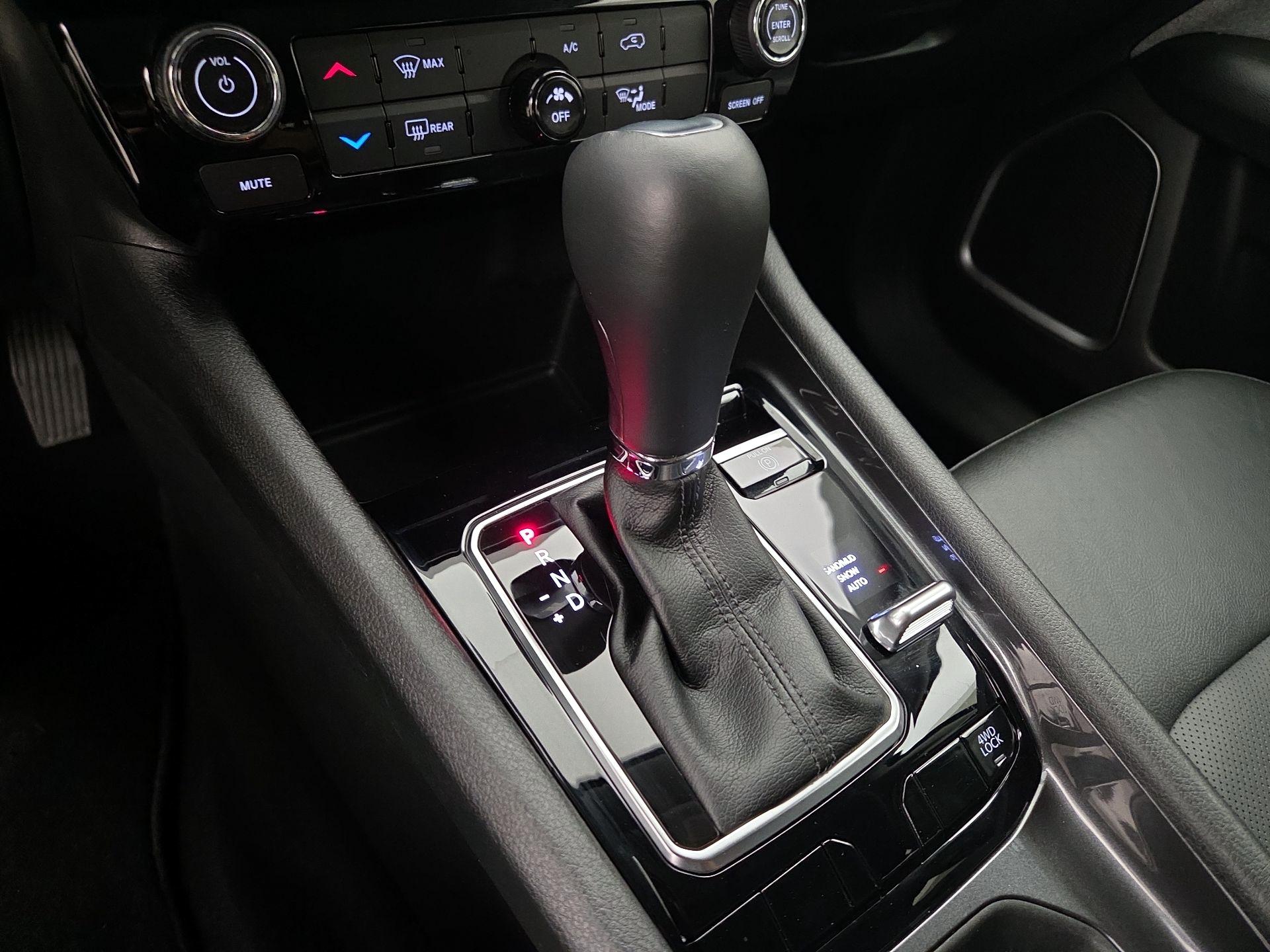 Thumbnail: 2022 Jeep Compass - 17