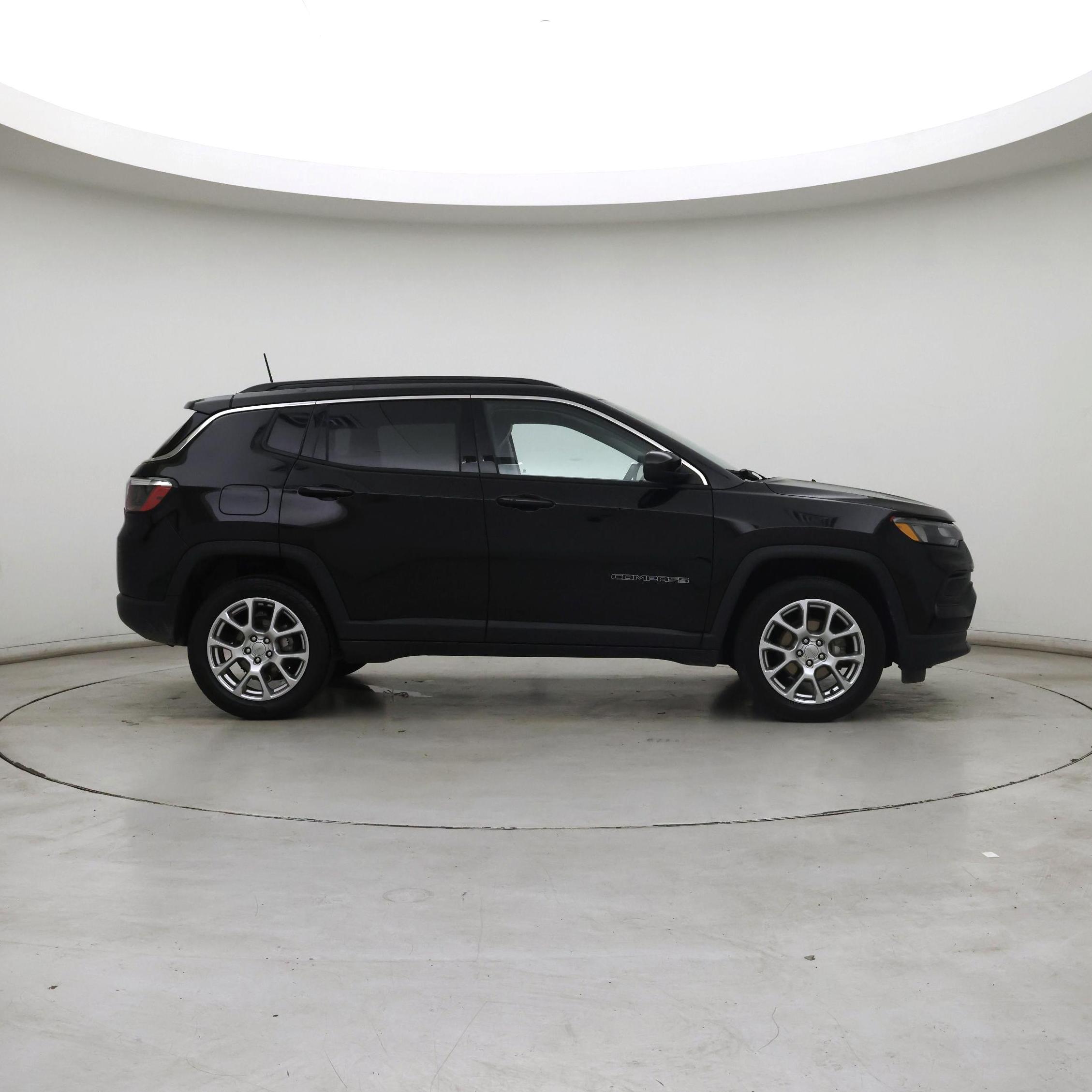 Thumbnail: 2022 Jeep Compass - 7