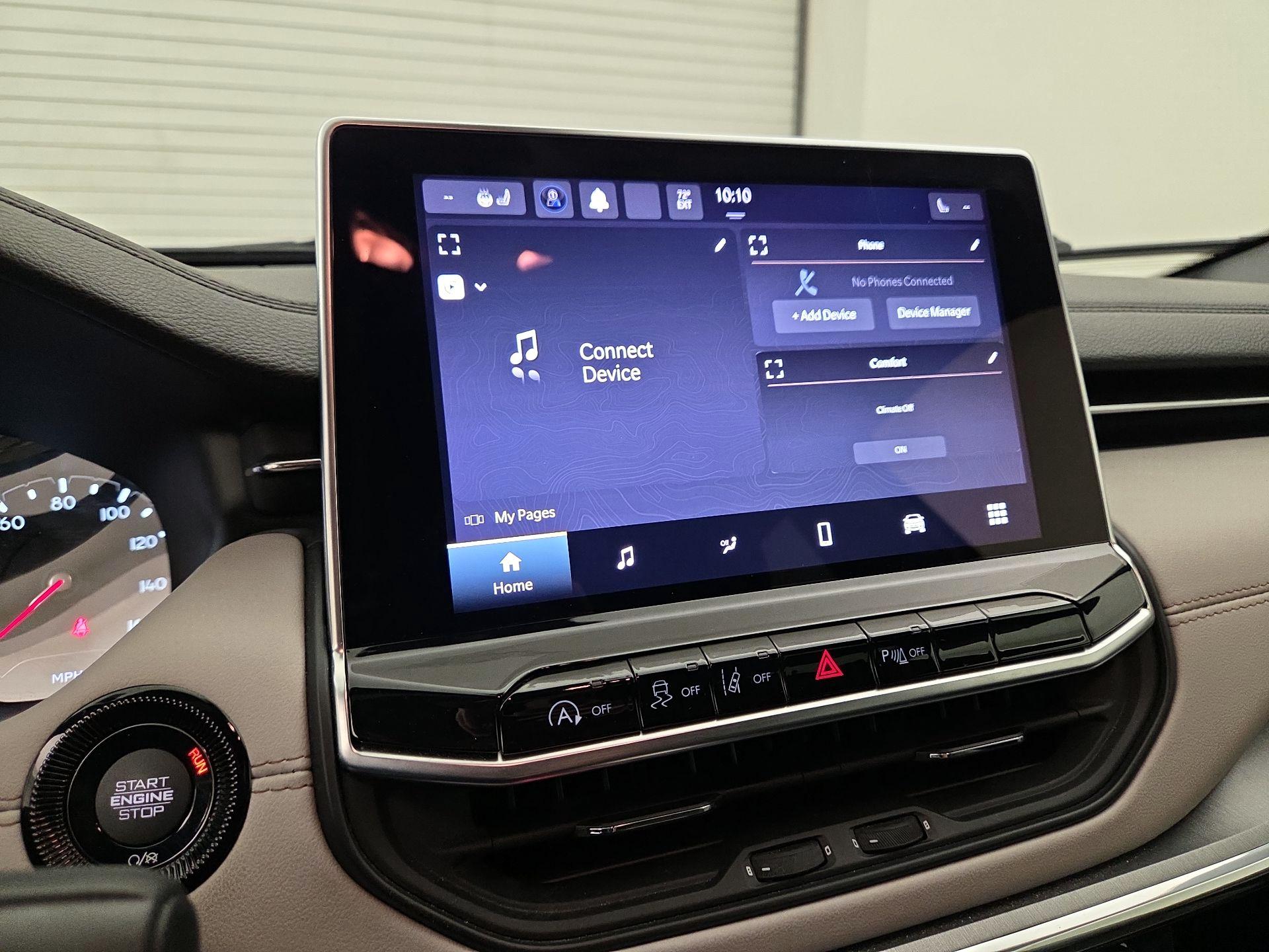 Thumbnail: 2023 Jeep Compass - 14