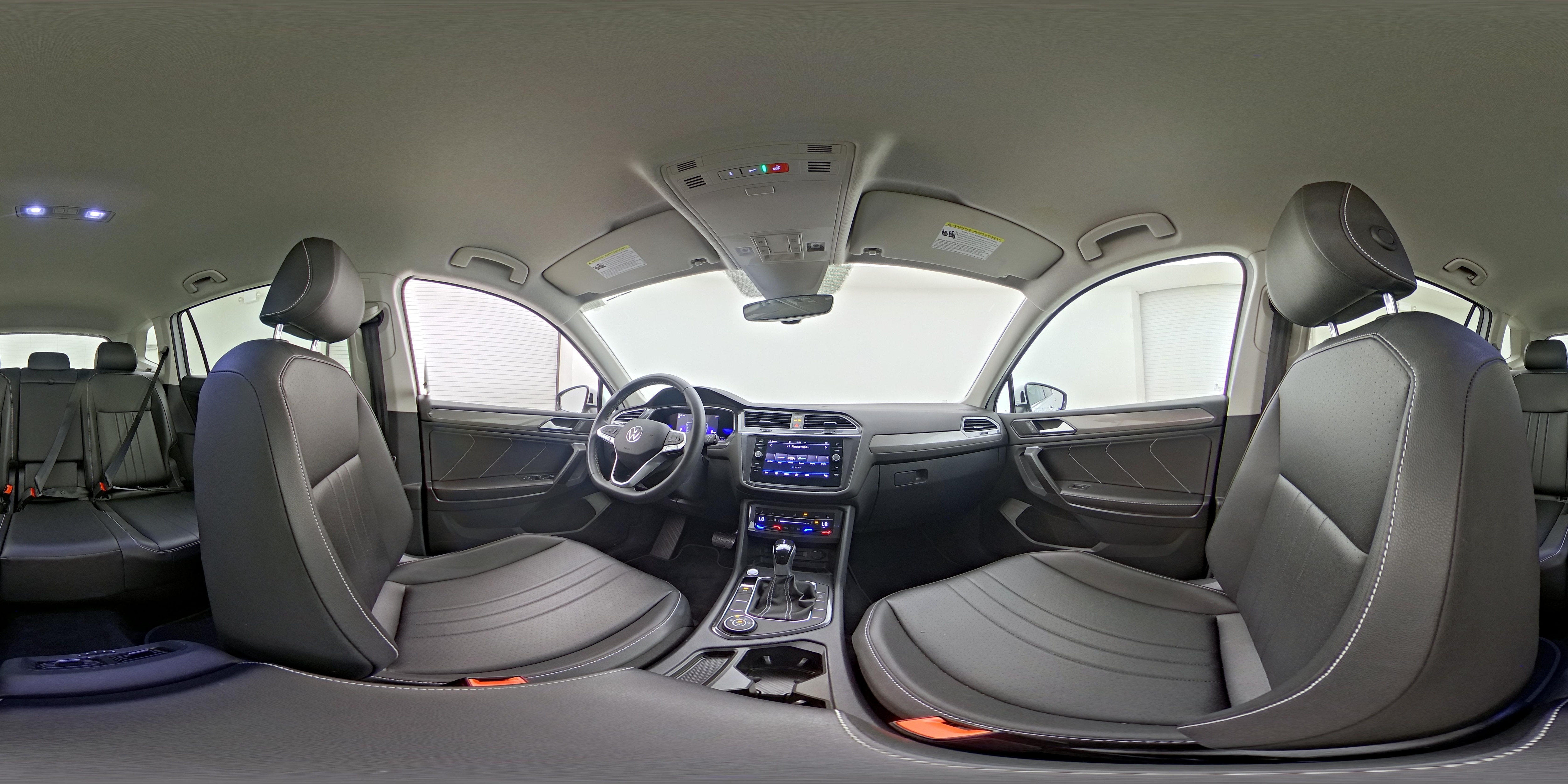2023 Volkswagen Tiguan SE - Photo 23