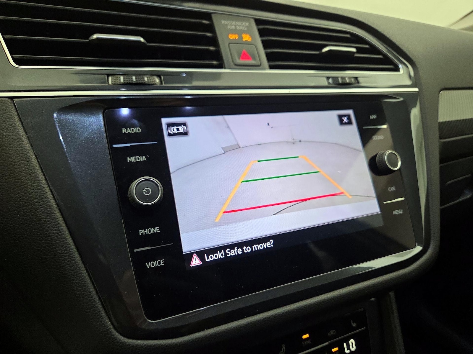 2023 Volkswagen Tiguan SE - Photo 15