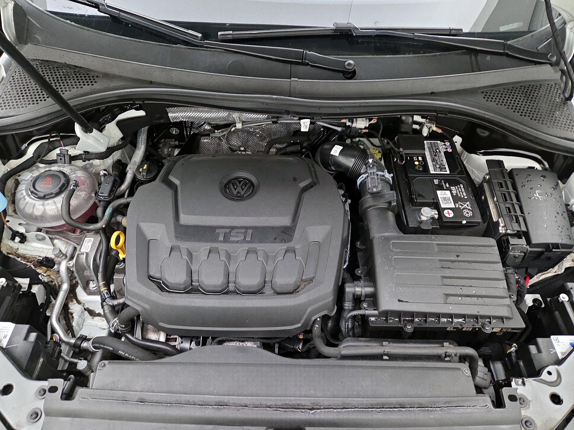 Thumbnail: 2023 Volkswagen Tiguan - 20