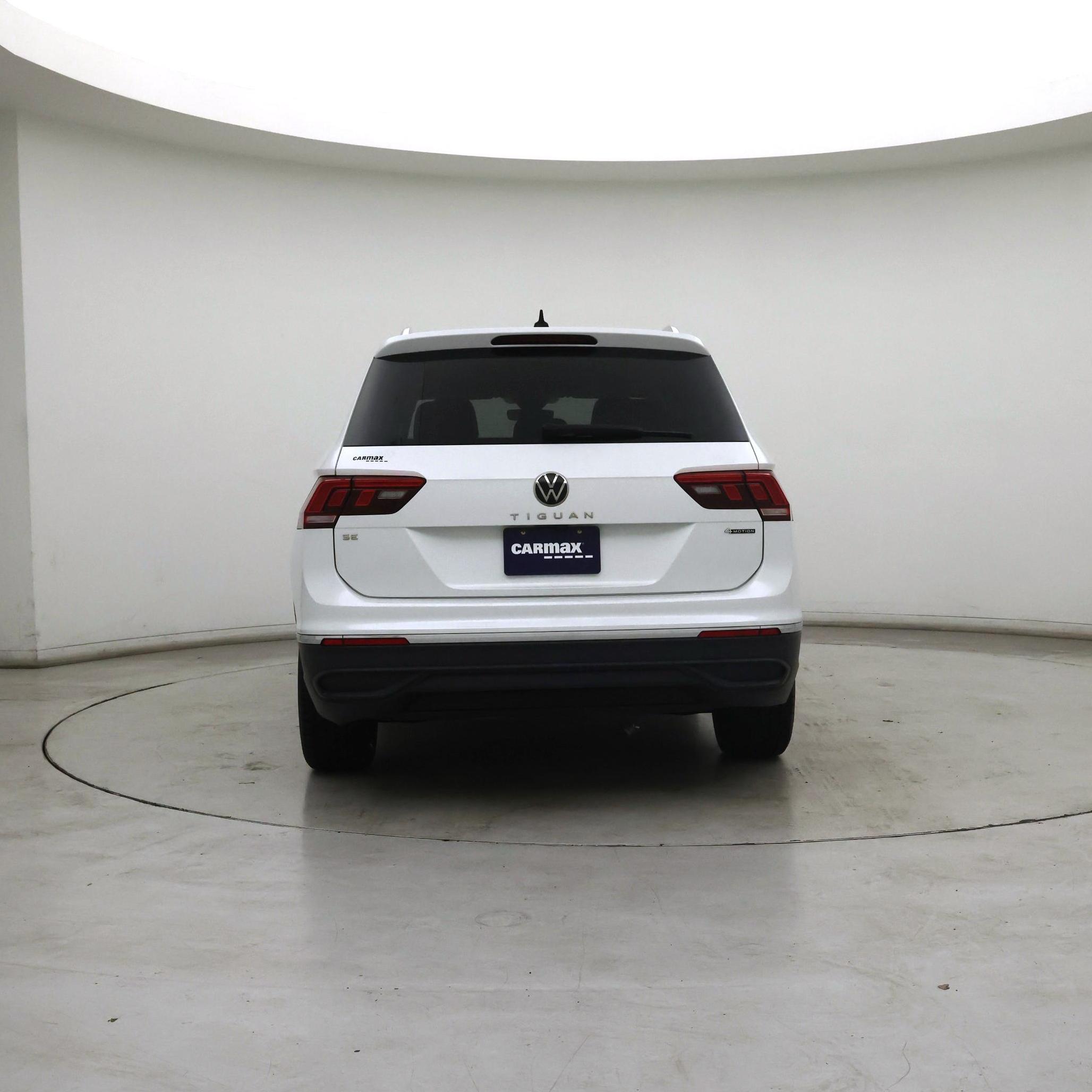 Thumbnail: 2023 Volkswagen Tiguan - 6