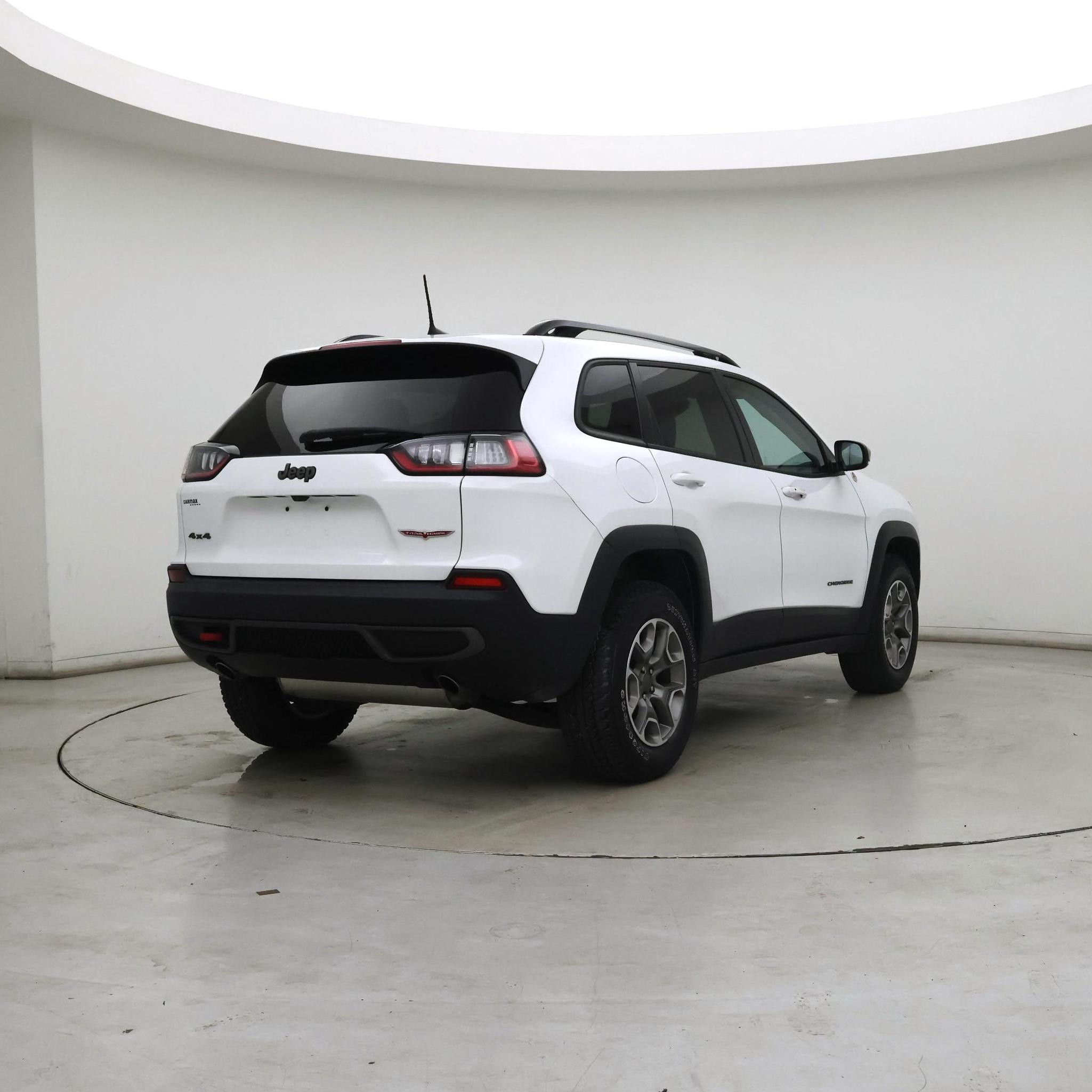 Thumbnail: 2022 Jeep Cherokee - 8