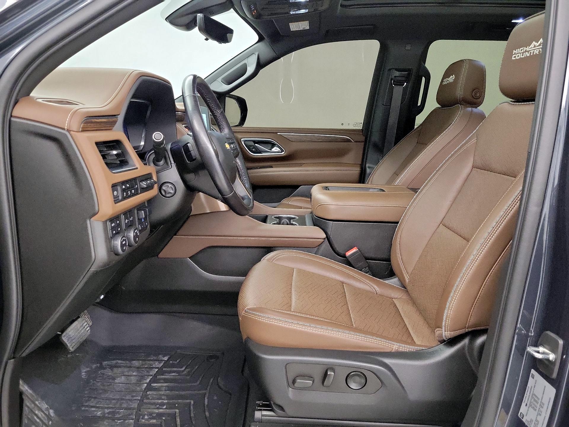 Thumbnail: 2022 Chevrolet Suburban - 11