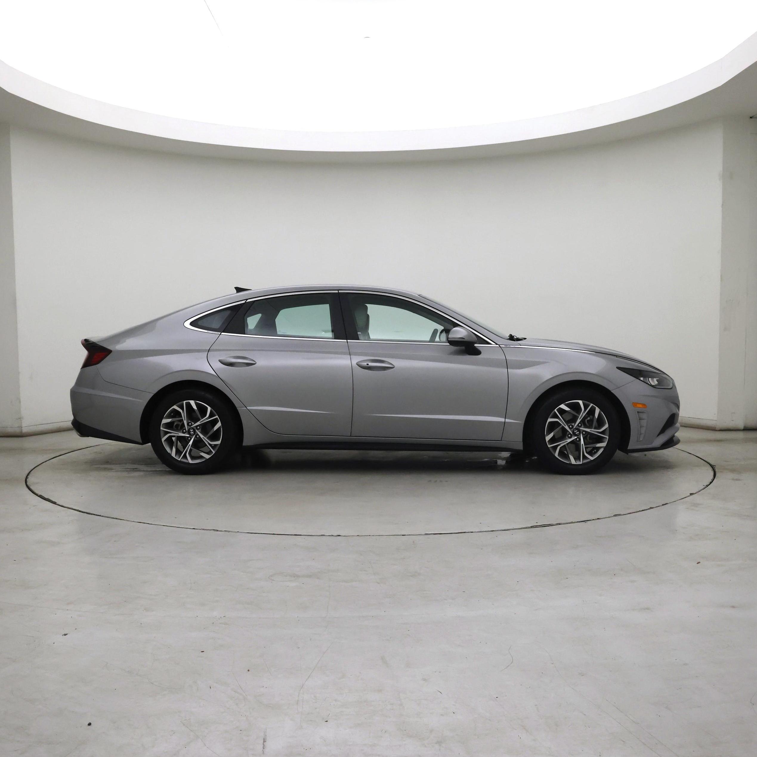 Thumbnail: 2023 Hyundai Sonata - 7