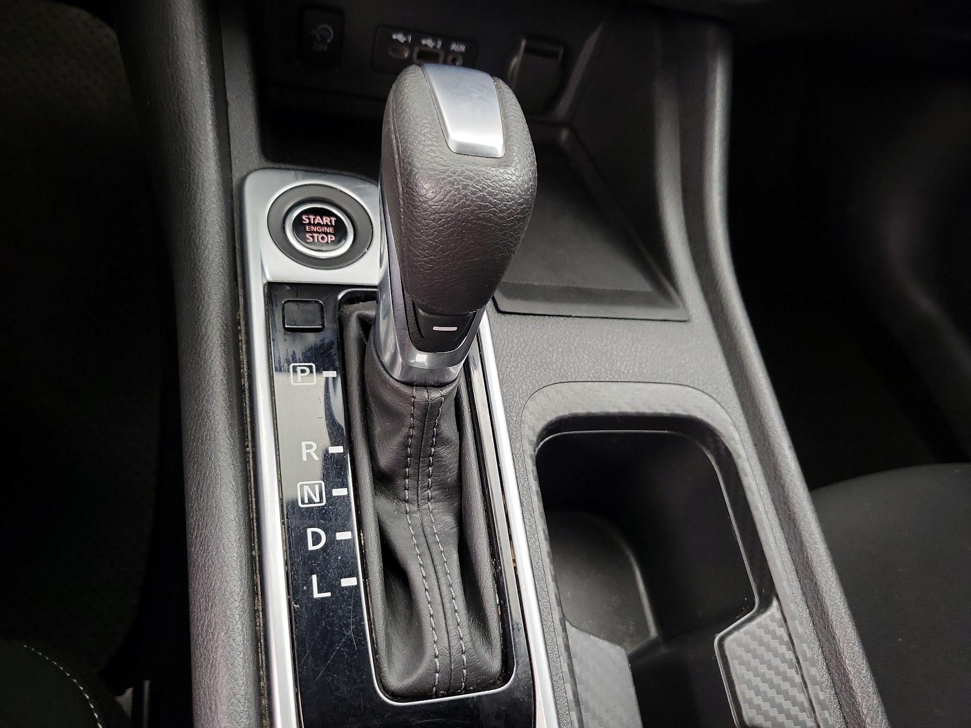 Thumbnail: 2025 Nissan Sentra - 17