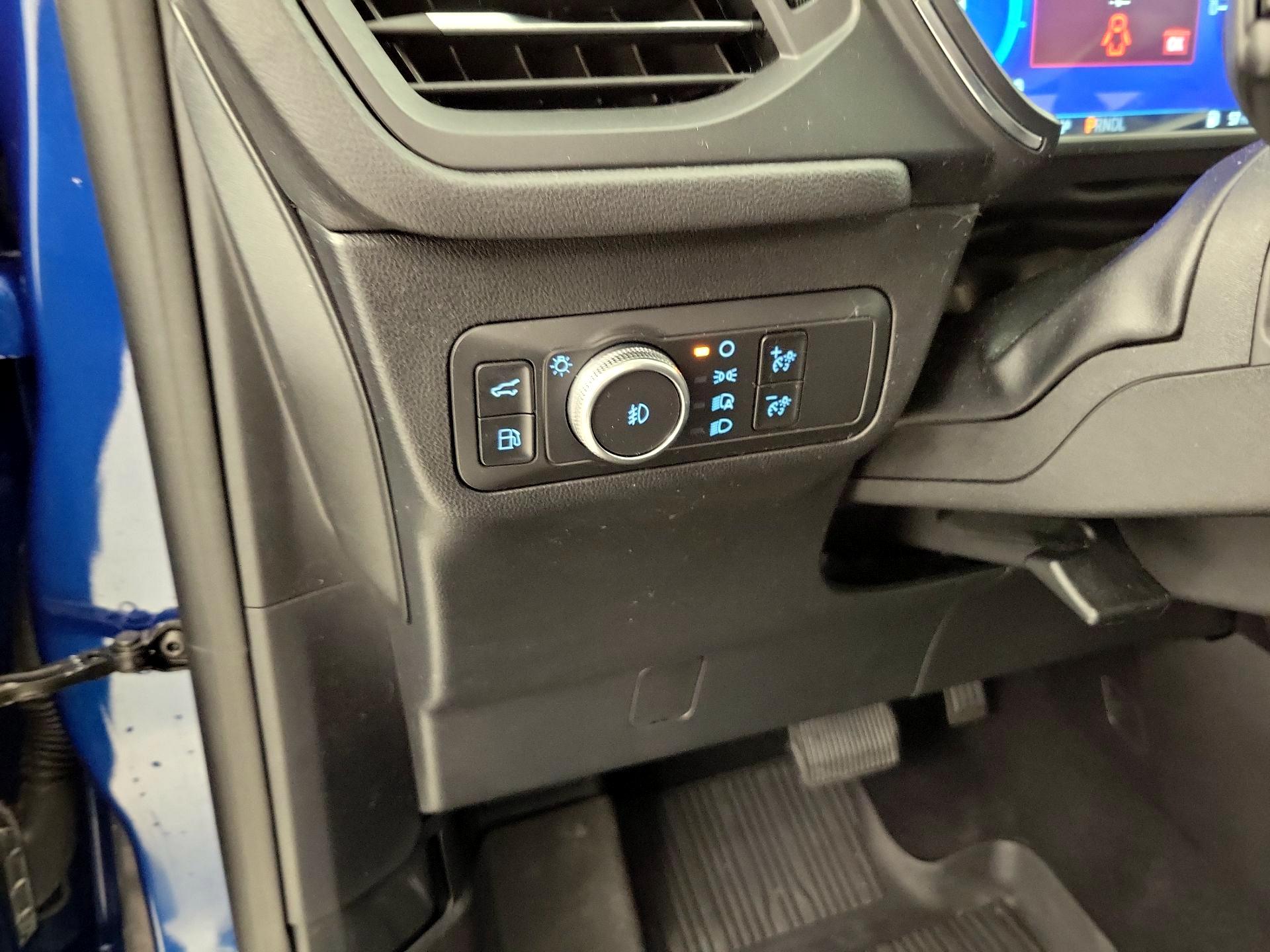 Thumbnail: 2022 Ford Escape - 13