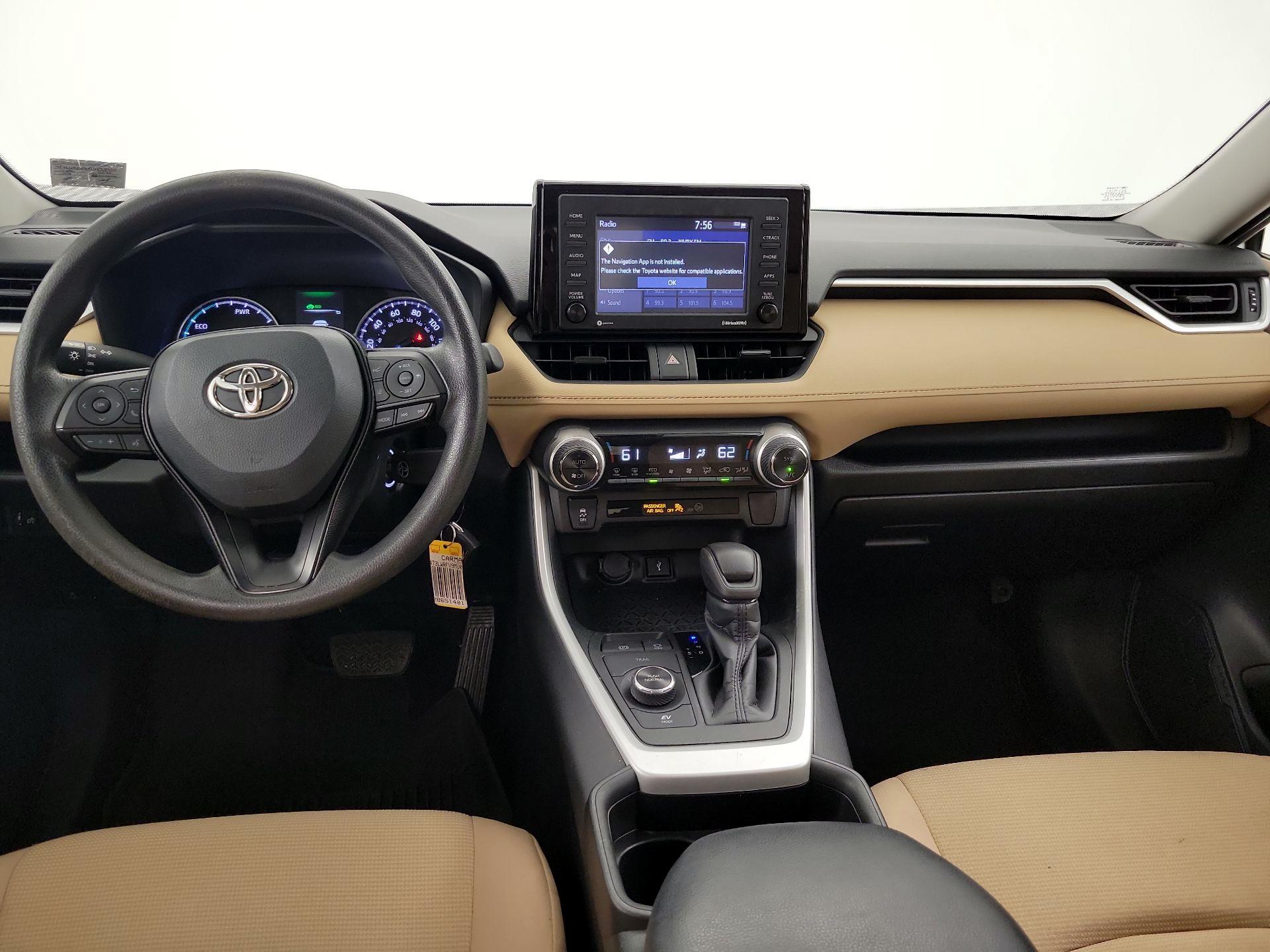 Thumbnail: 2021 Toyota RAV4 - 9