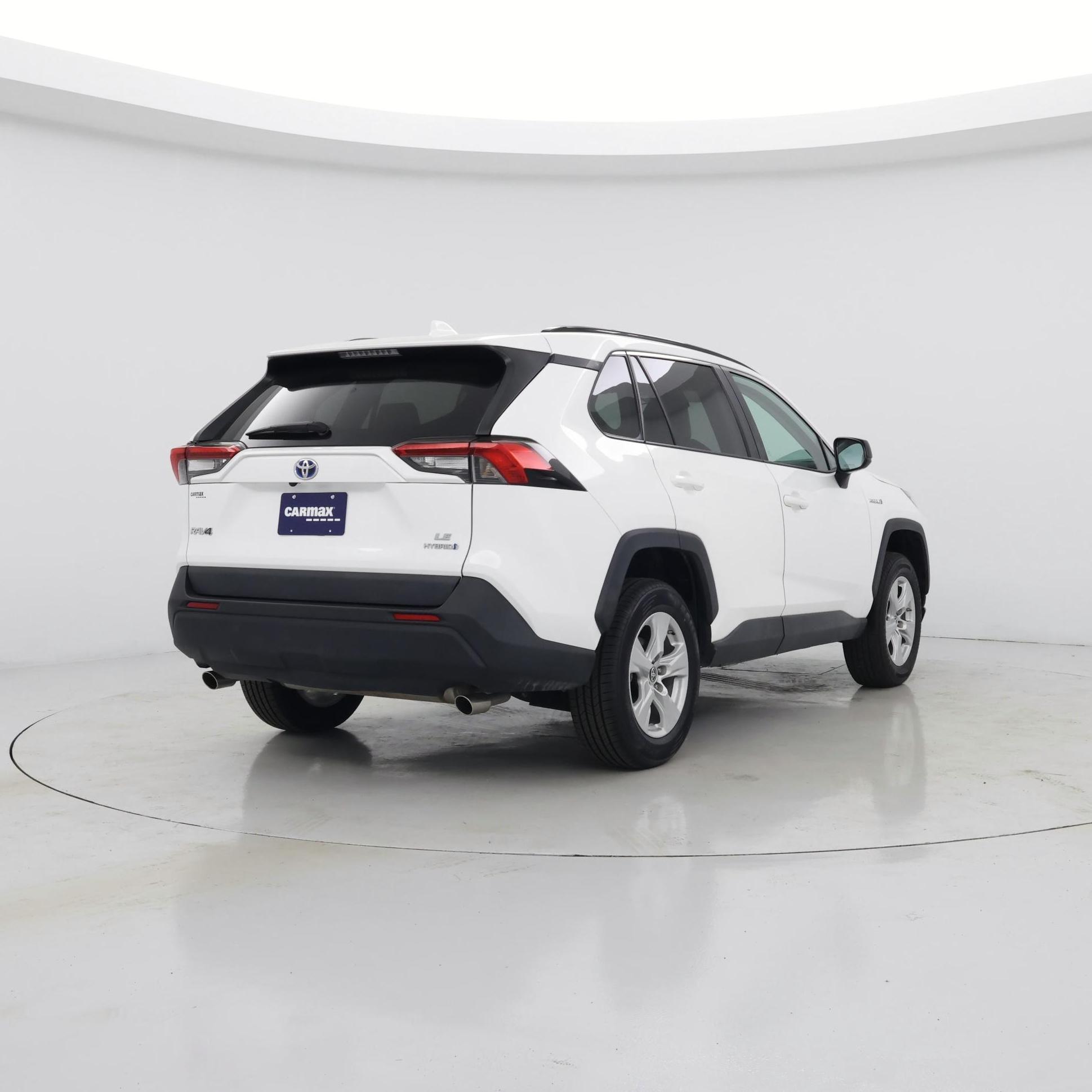 Thumbnail: 2021 Toyota RAV4 - 8