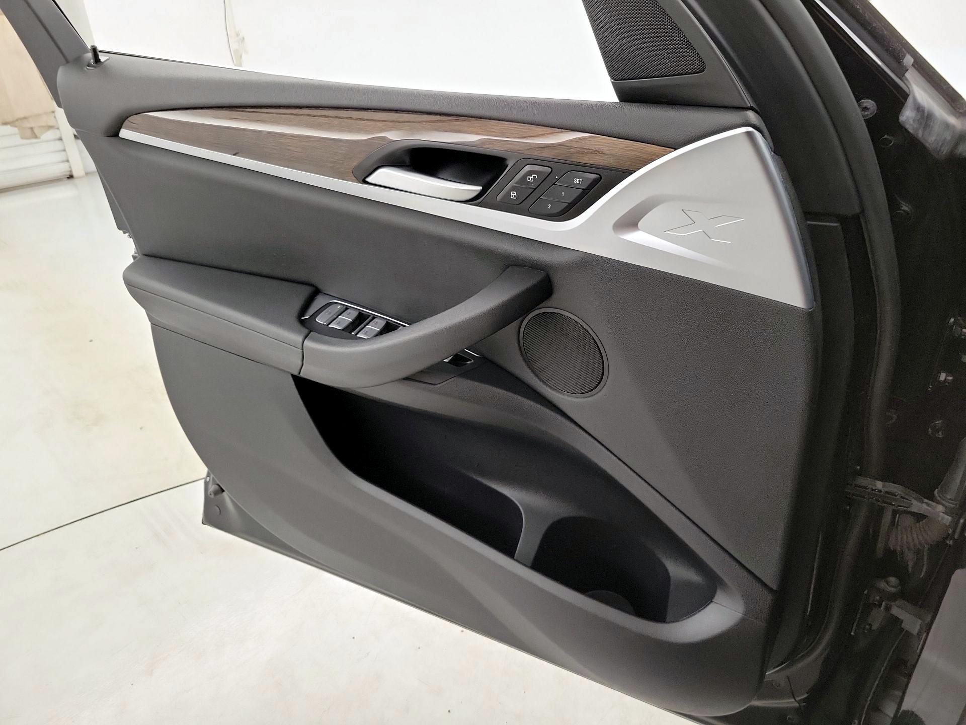 Thumbnail: 2020 BMW X3 - 12