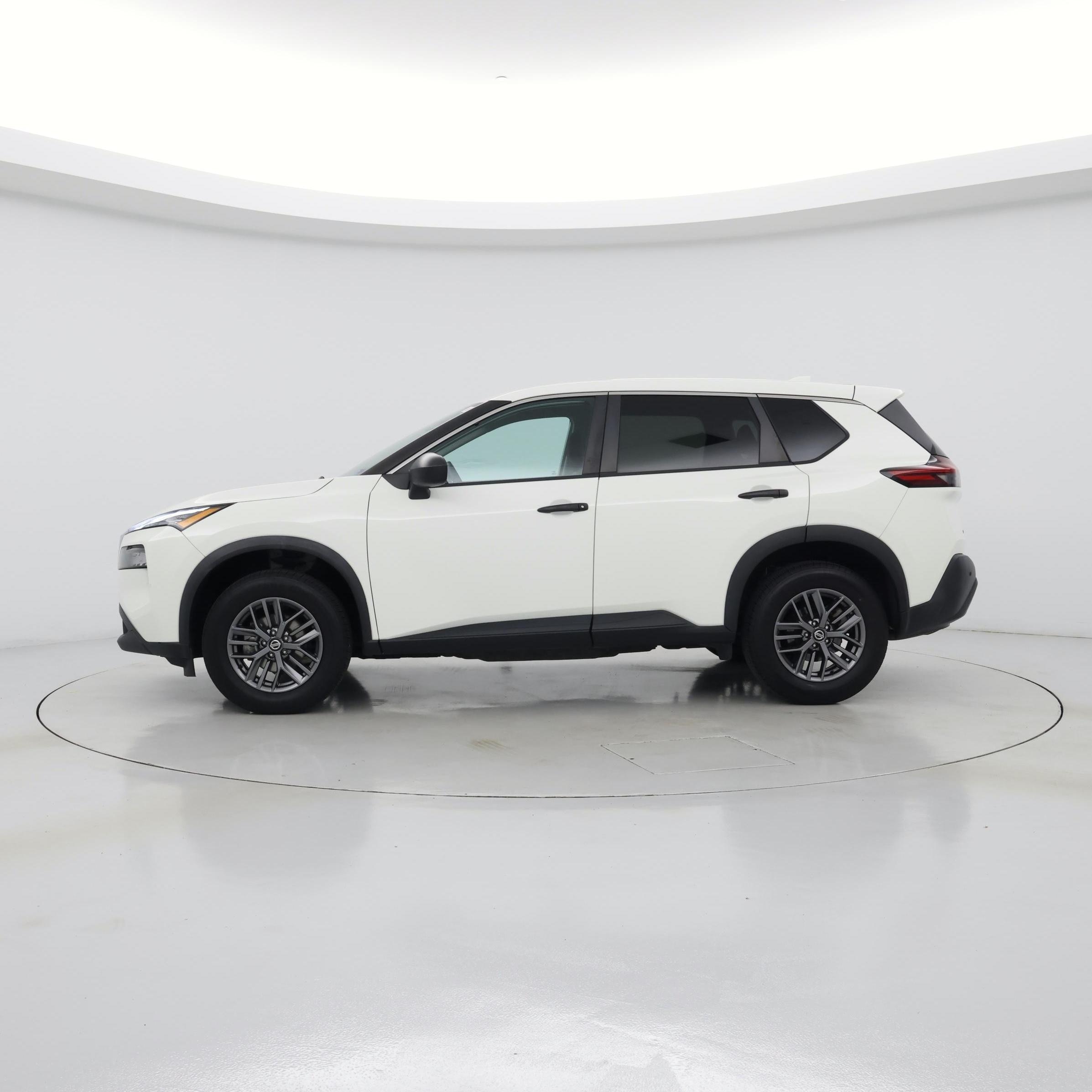 Thumbnail: 2021 Nissan Rogue - 3