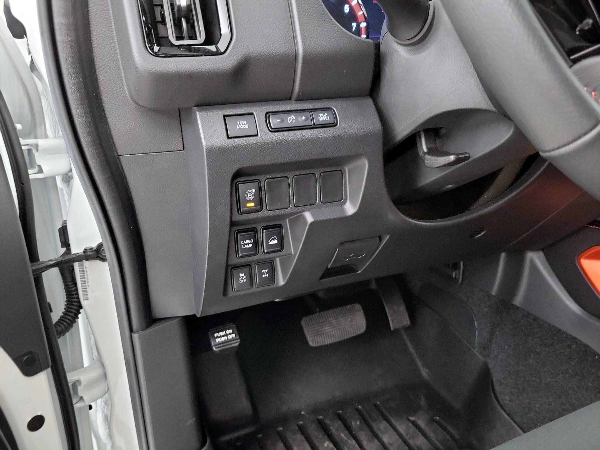 Thumbnail: 2025 Nissan Frontier - 13