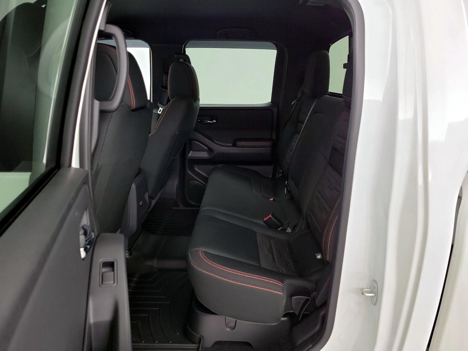 Thumbnail: 2025 Nissan Frontier - 19