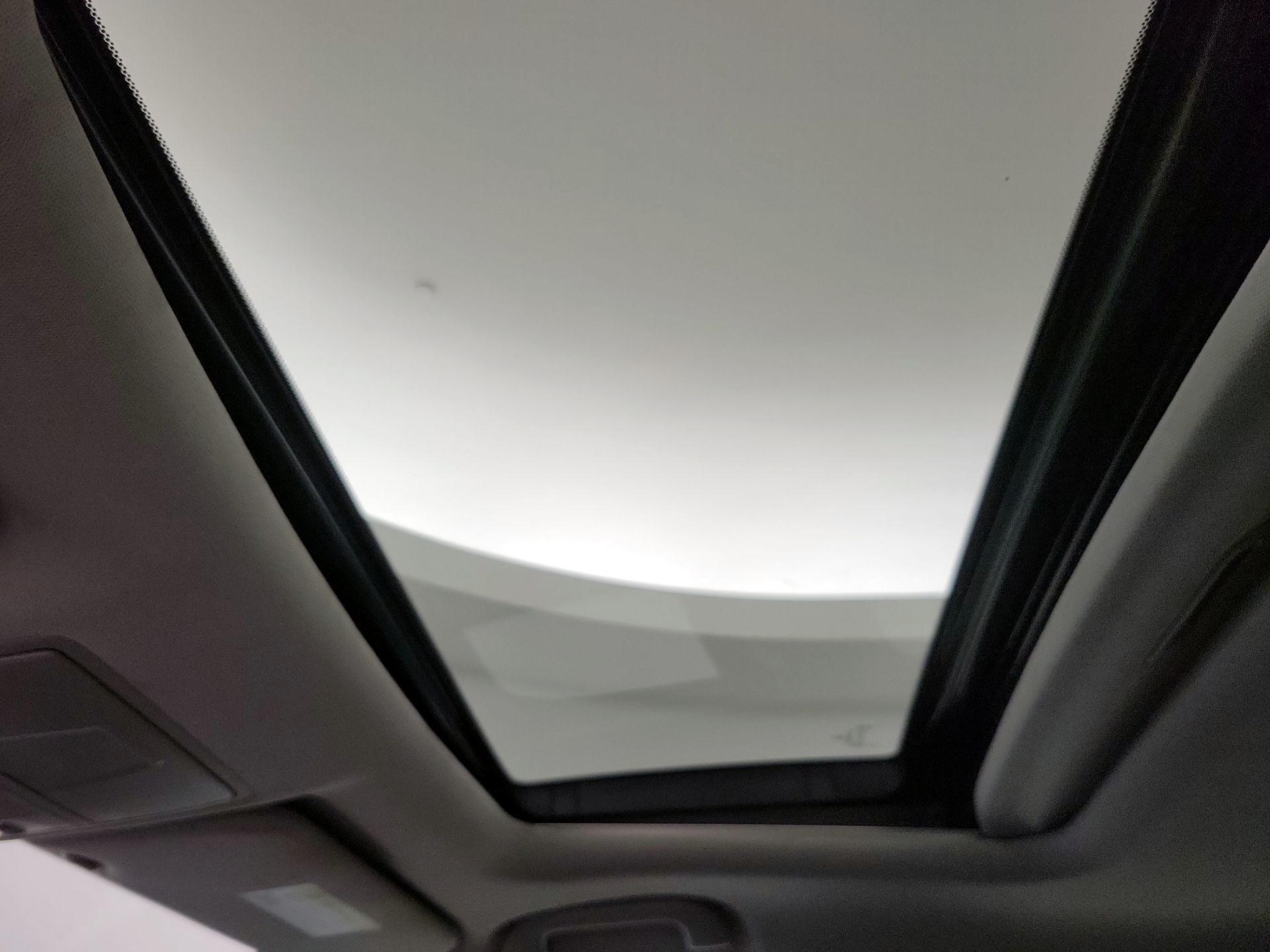 Thumbnail: 2016 Acura TLX - 19