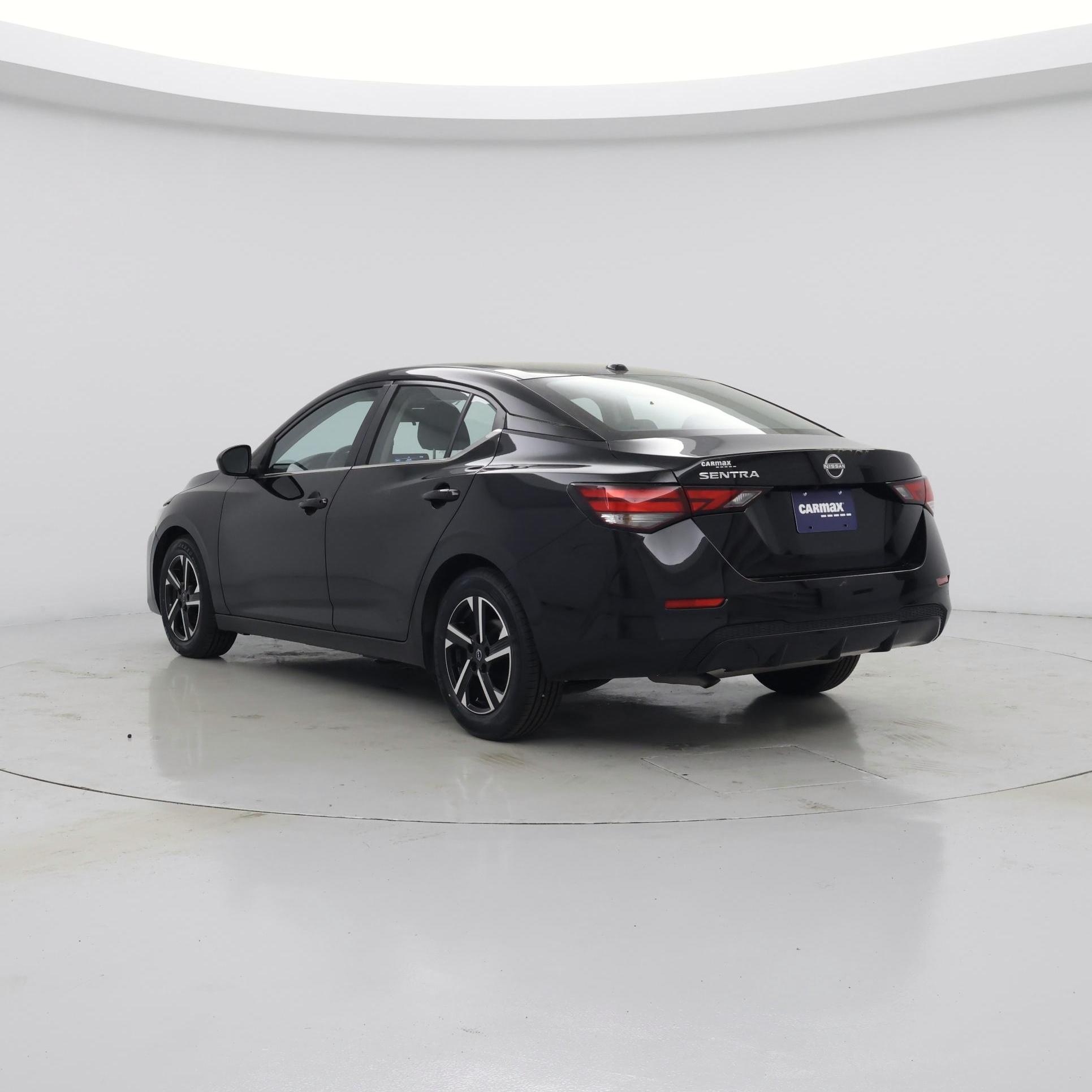 Thumbnail: 2025 Nissan Sentra - 2