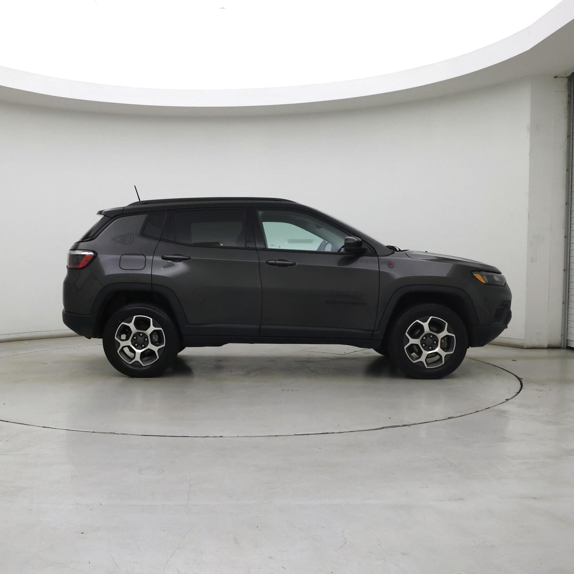 Thumbnail: 2022 Jeep Compass - 7