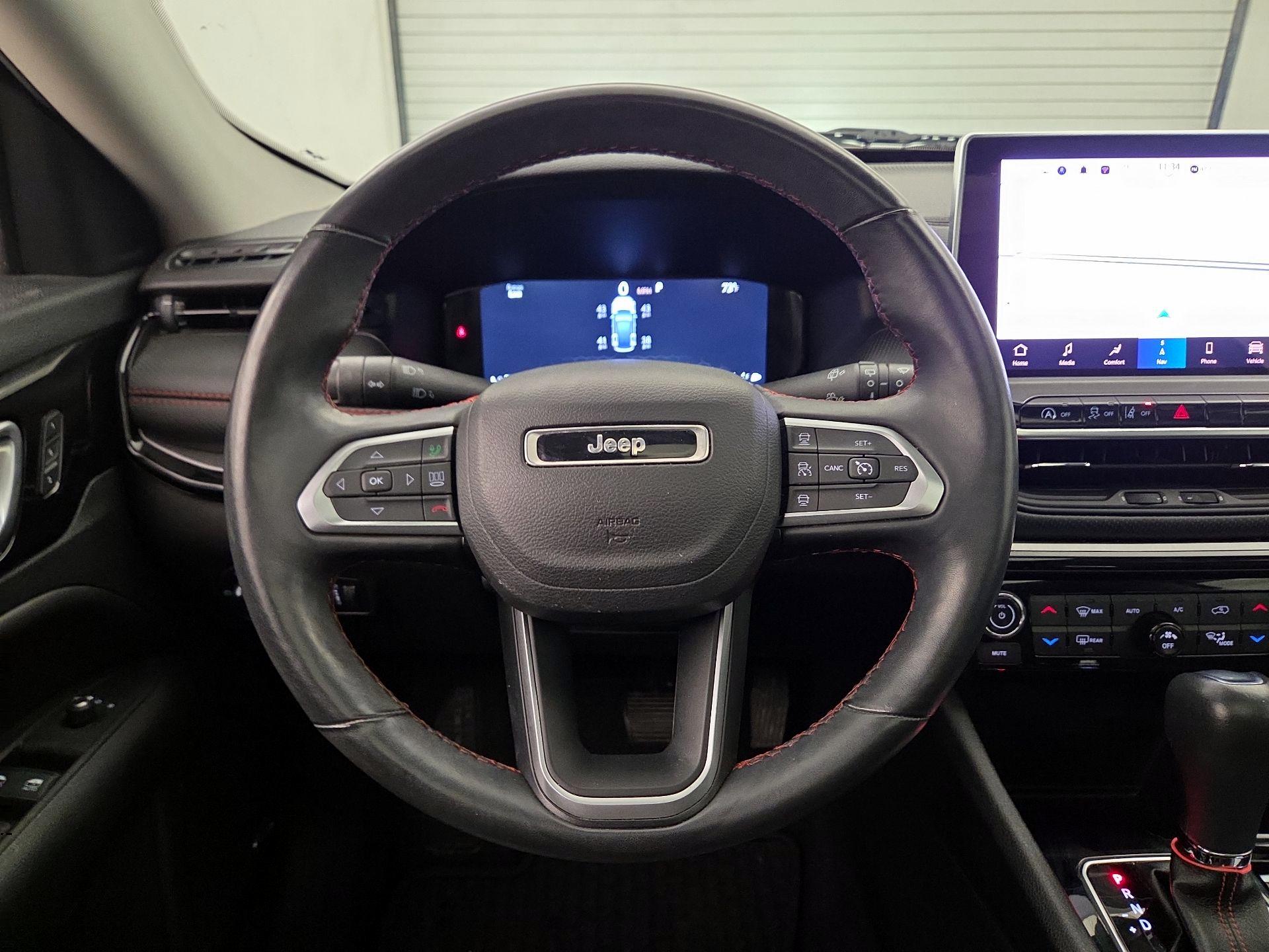 Thumbnail: 2022 Jeep Compass - 10