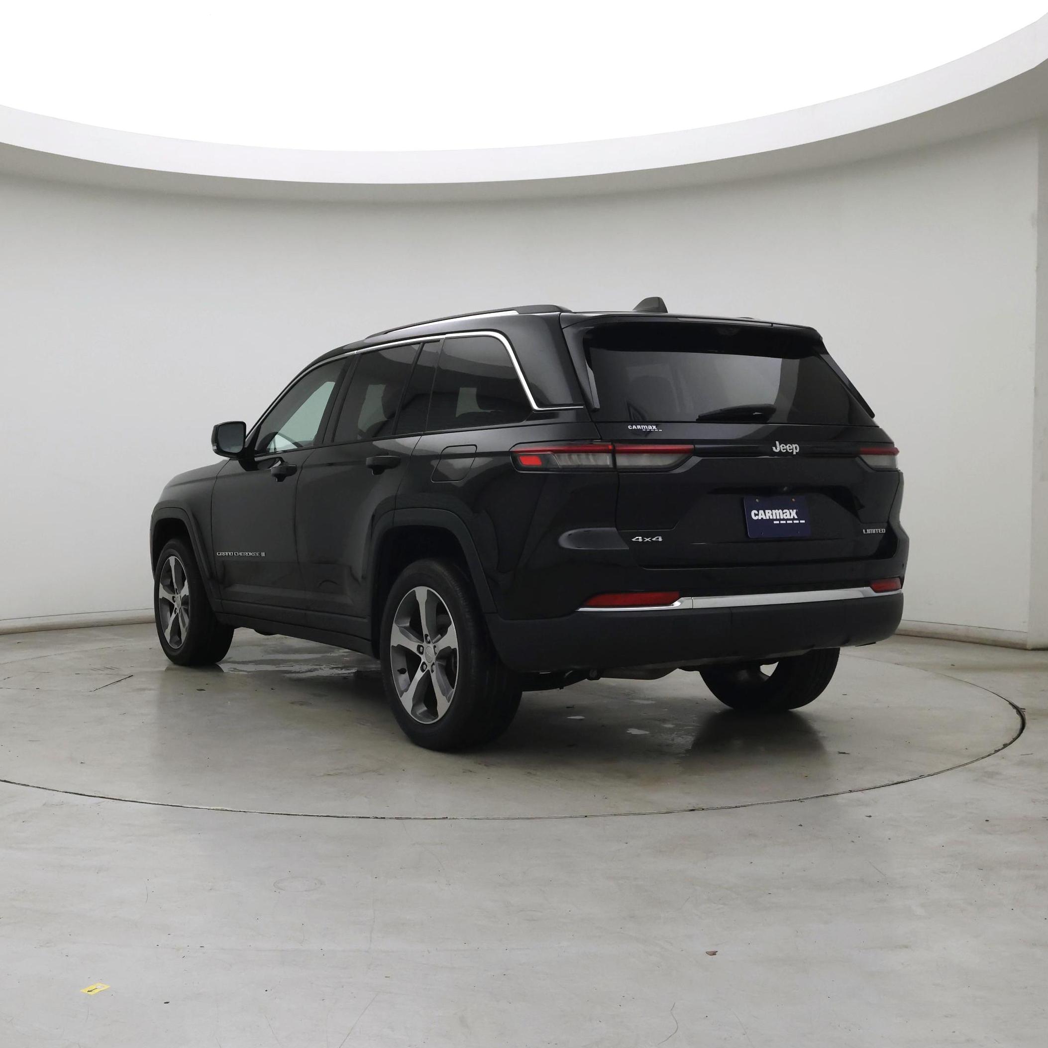 Thumbnail: 2023 Jeep Grand Cherokee - 2